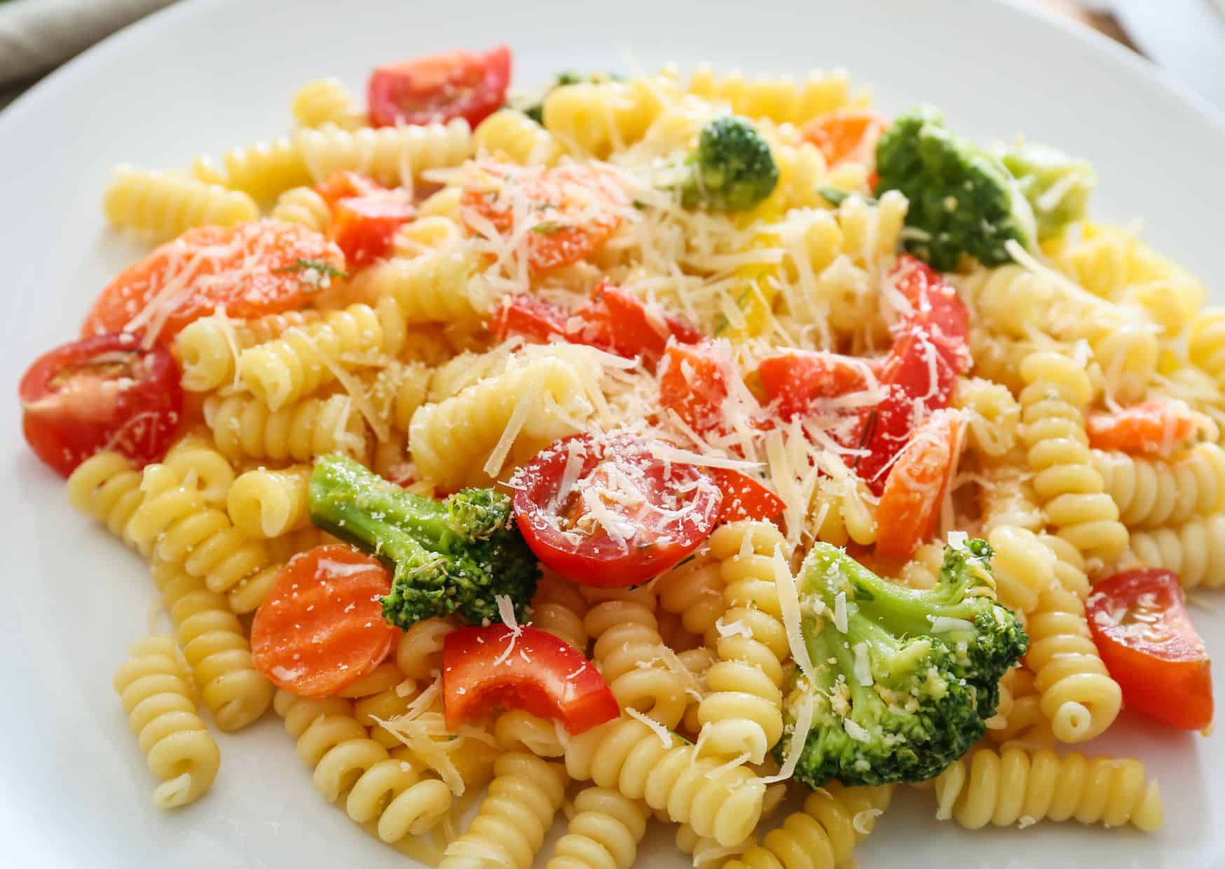 9 Authentic Vegetarian Italian Dishes That Even Meat Lovers Secretly Crave 4 Pasta Primavera