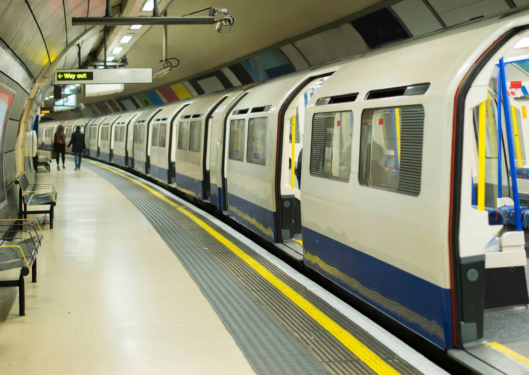Things You Should Know to Avoid Being a First-Time Tourist in London
