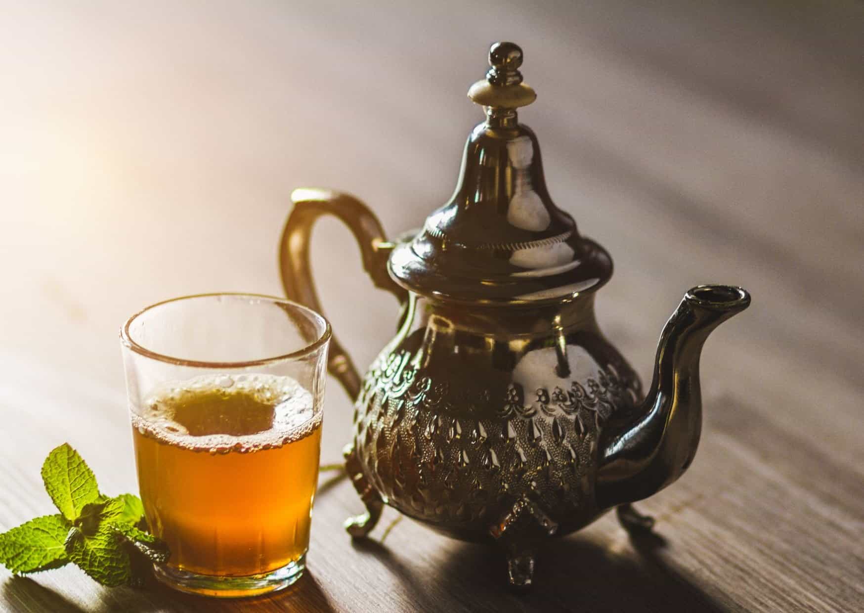 Why Moroccan Mint Tea Tastes Better And How to Make It Right 1 How To Make Homemade Moroccan Mint Tea (Recipe Guide)
