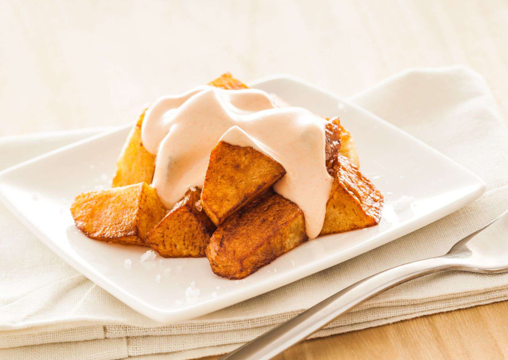 Patatas Bravas Vs Patatas Alioli: Which One Is the Best Tapa? (Recipe Guide), How To Make Patatas Alioli (Recipe Guide)