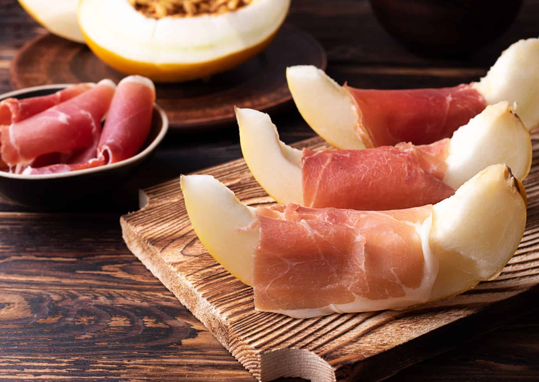 6 Foods That Can't Miss With Aperitivo In Italy (Recipe Guide)