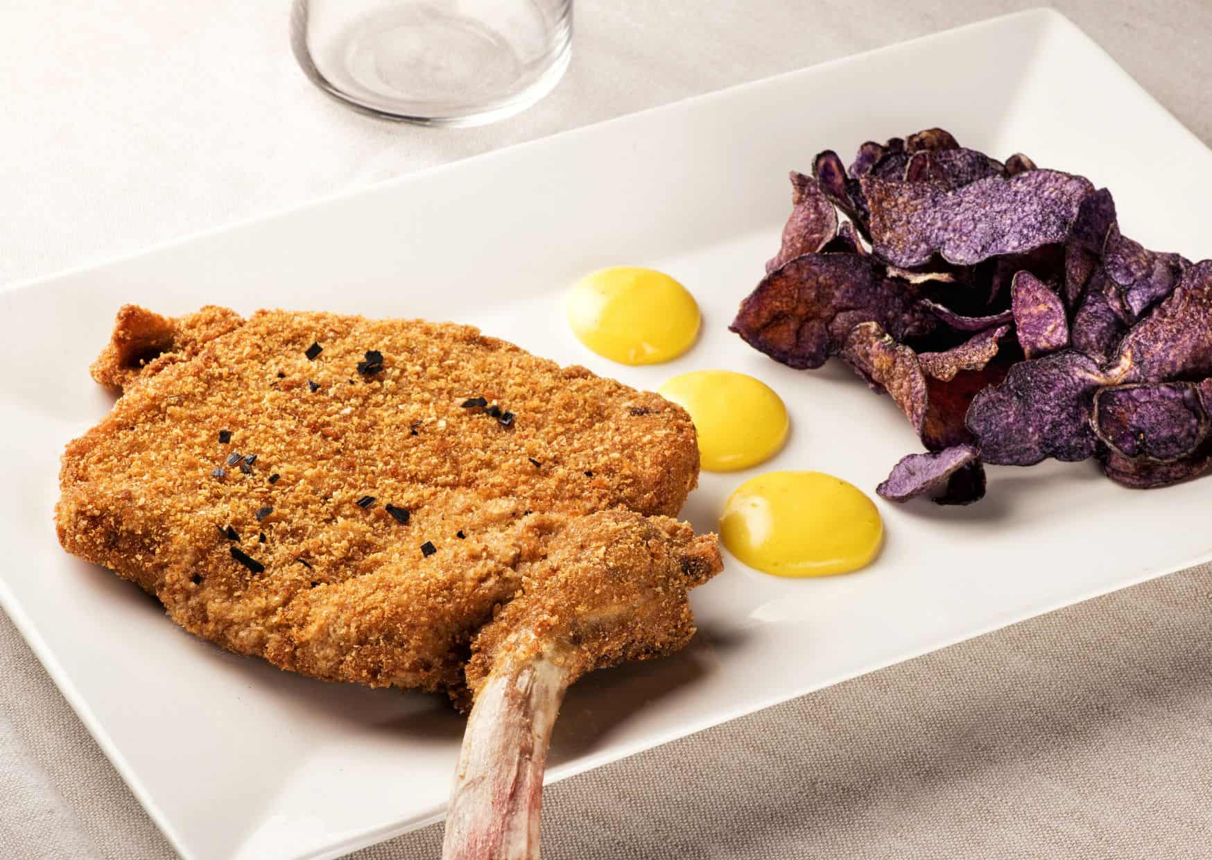 How to Make Authentic Cotoletta alla Milanese Like You’re in Milan: The Crispy Italian Dinner That Is Easier Than It Looks 2 How To Make Homemade Cotoletta Alla Milanese (Recipe Guide)