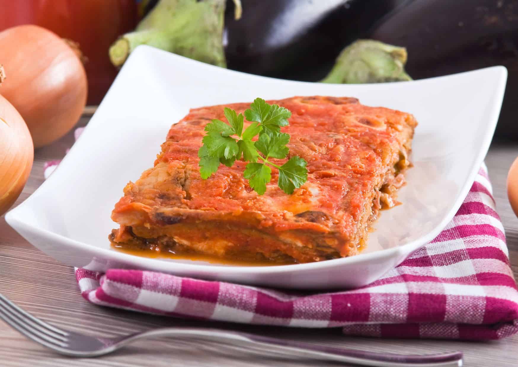 The Eggplant Parmigiana Italian Grandmothers Actually Make: How to Make Eggplant Parmigiana That Tastes Like Southern Italy 5 How To Make Homemade Eggplant Parmigiana (Recipe Guide)