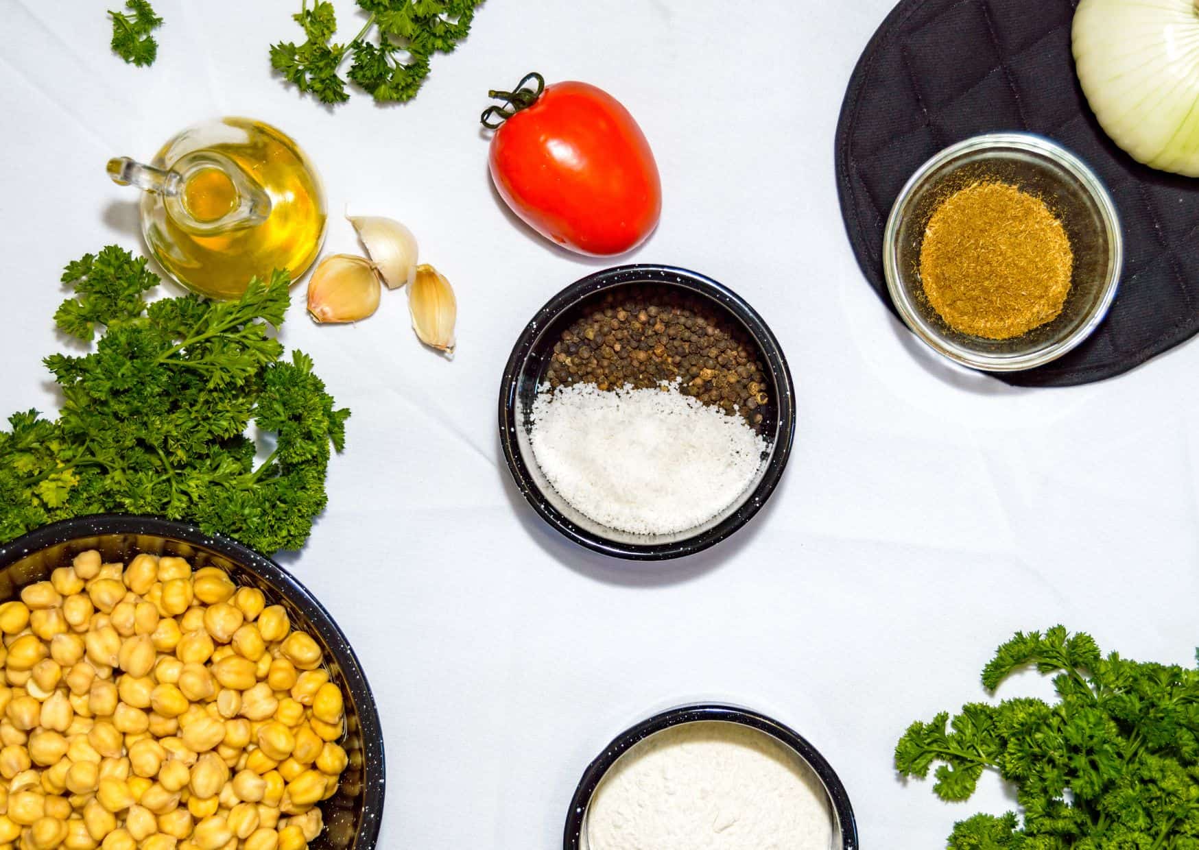 This Falafel Recipe Is Crispy, Fluffy, and Worth Learning Once: How to Make Homemade Falafel That Tastes Like Street Food 3 How to Make Homemade Falafel (Recipe Guide)