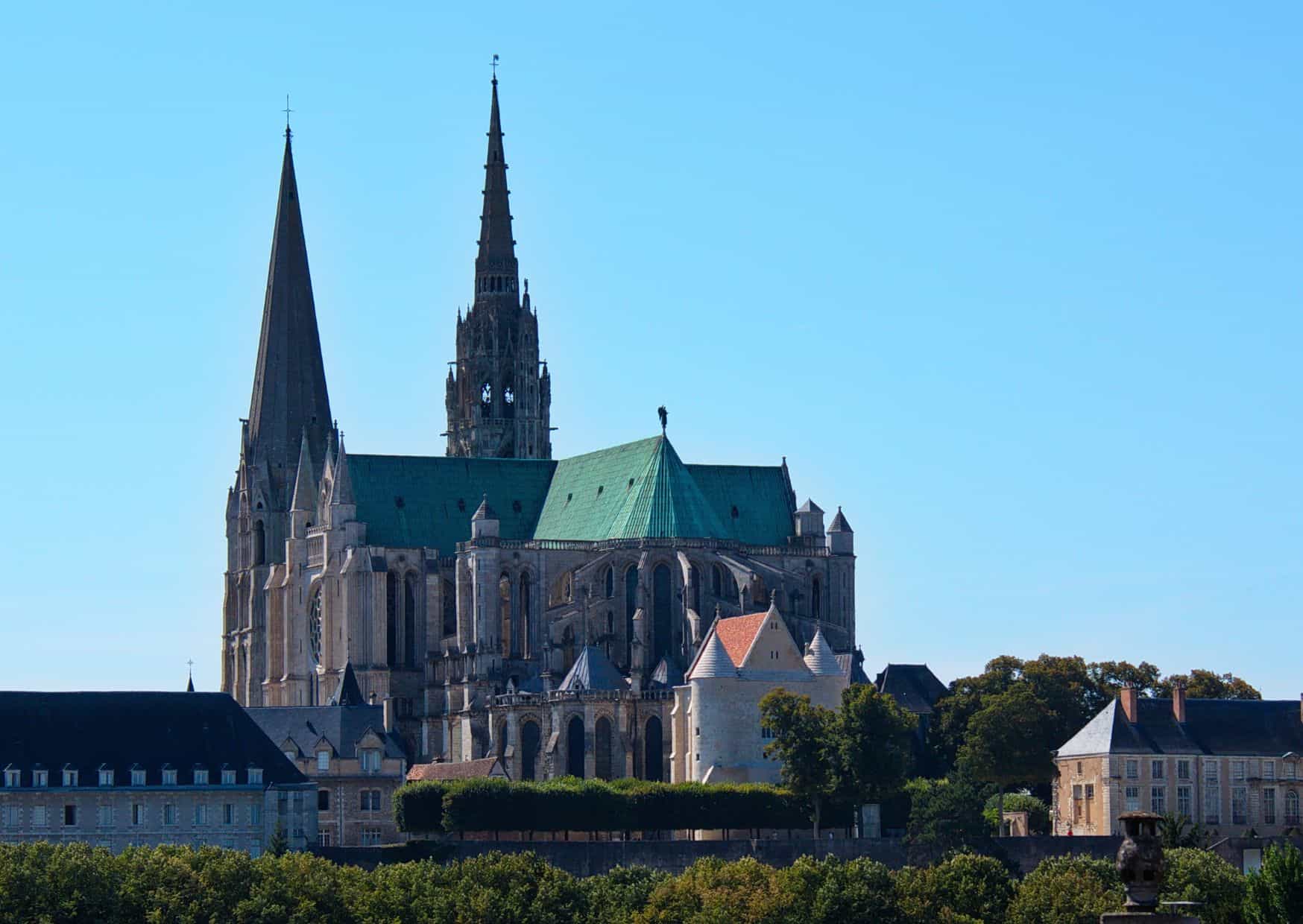 France 8