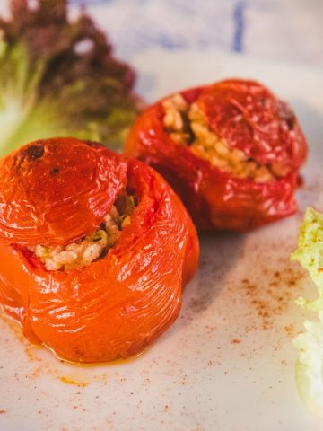How To Make Homemade Greek Stuffed Tomatoes and Peppers (Recipe Guide)