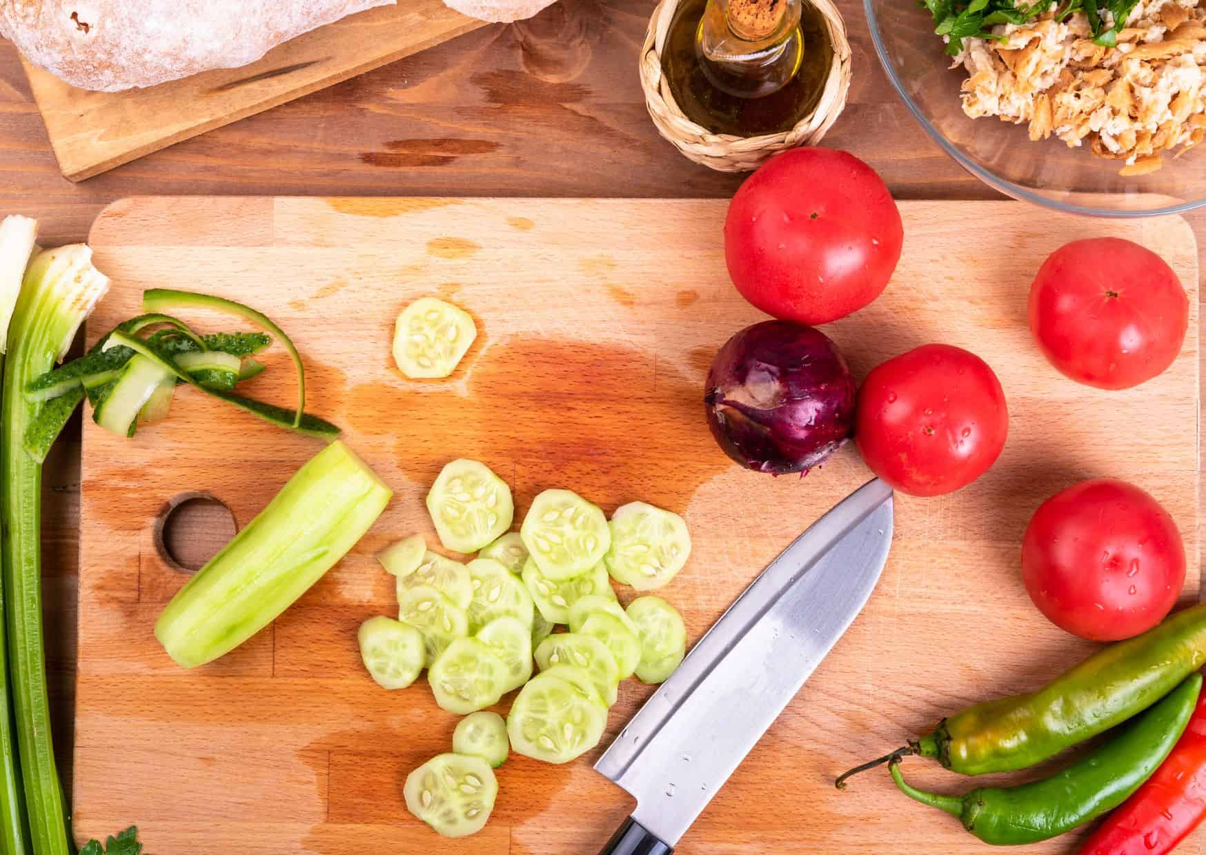 The Tuscan Bread Salad That Makes Stale Bread Taste Incredible: How To Make Panzanella That Tastes Like A Tuscan Summer 2 How To Make Panzanella Tuscan Bread Salad (Recipe Guide)