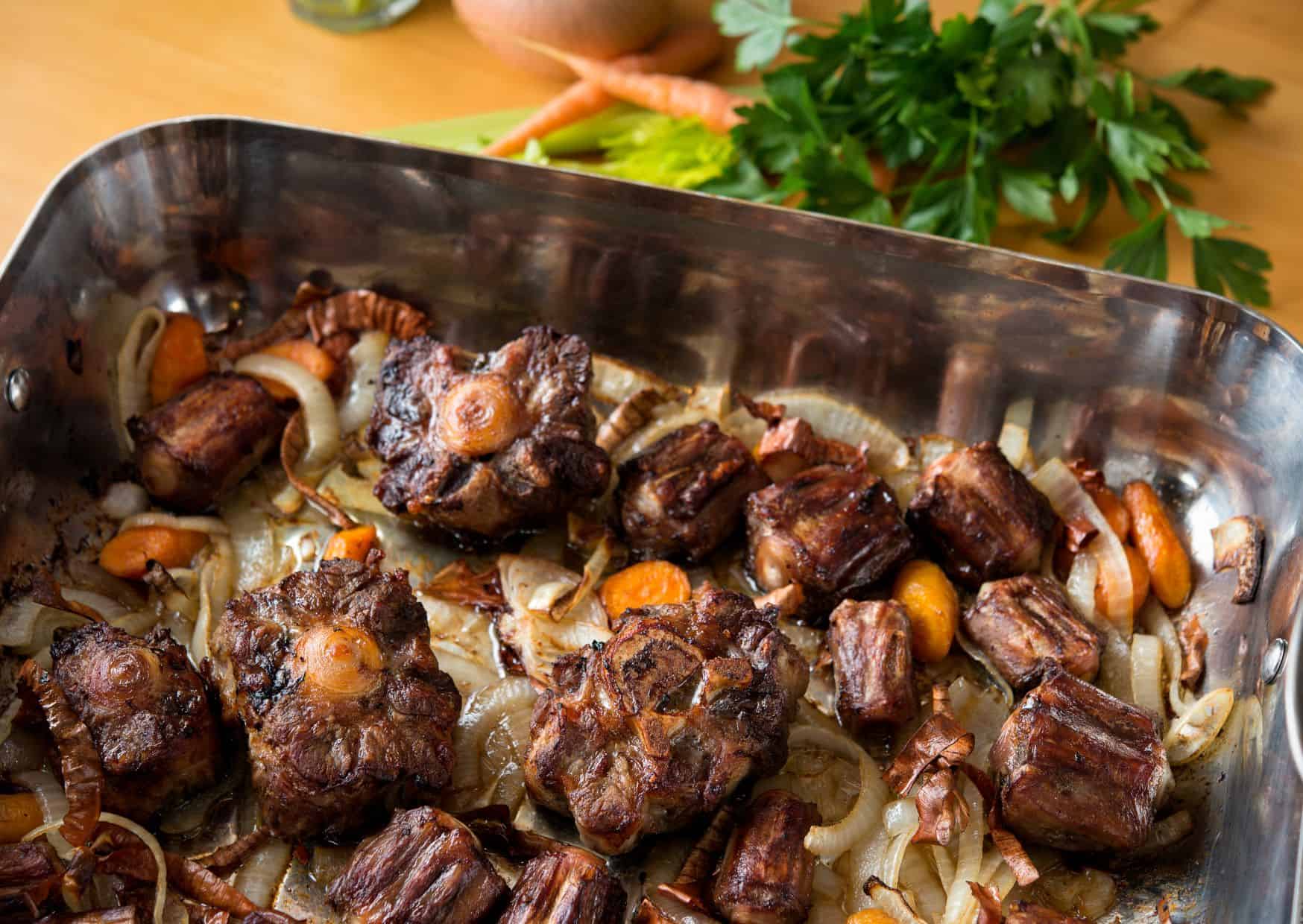 How to Make Rabo de Toro: Authentic Spanish Oxtail Stew Recipe 4 How To Make Homemade Rabo de Toro Oxtail Stew (Recipe Guide)