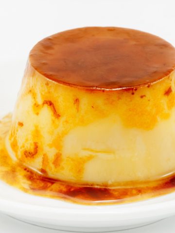 How To Make Homemade Spanish Flan (Recipe Guide)