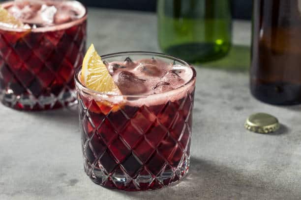 7 Best Cocktails To Drink In Spain (Recipe Guide)