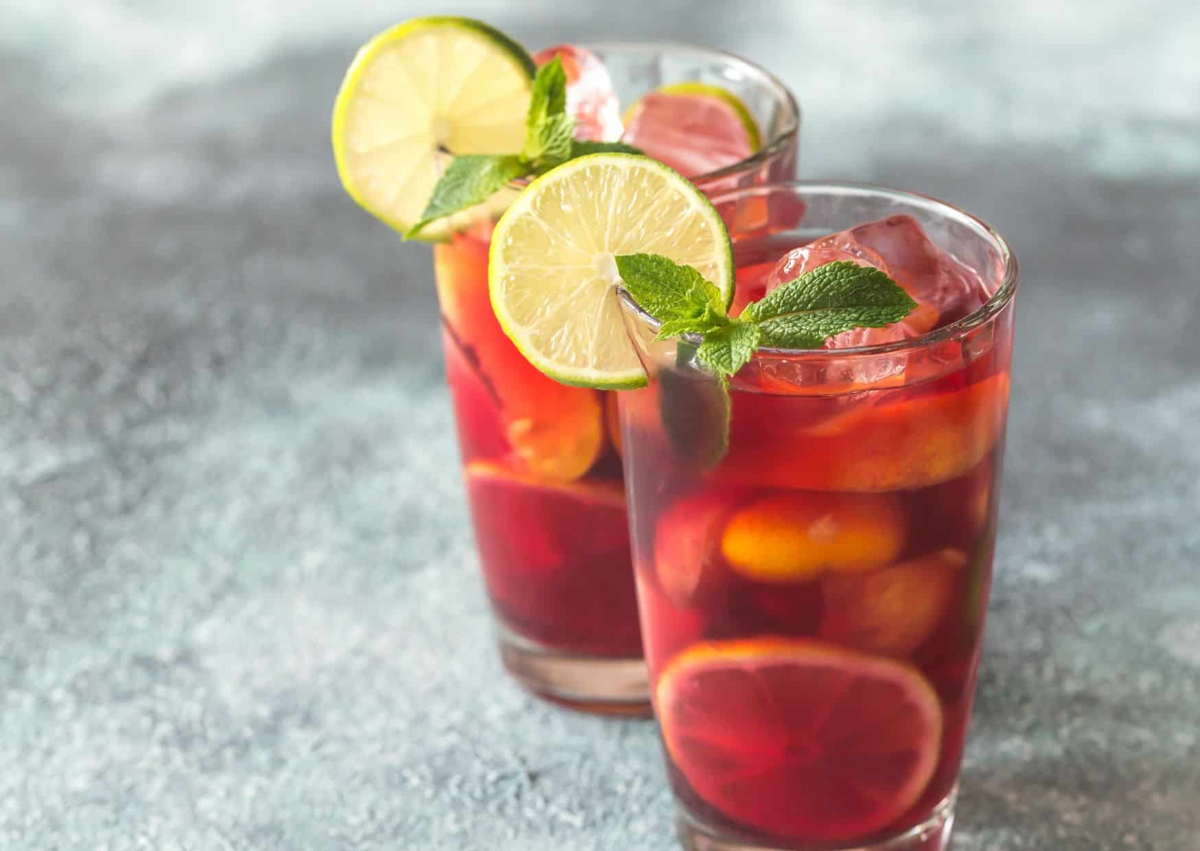 7 Best Cocktails To Drink In Spain (Recipe Guide), How To Make Spanish Sangria (Recipe Guide)