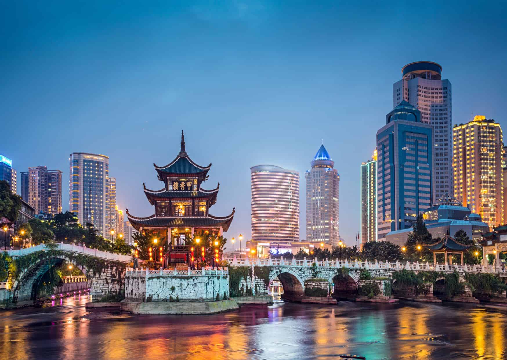 8 Places Around The World You’ll Offend Locals by Leaving Extra Money 6 Things To Know Before Visiting China And China Travel Tips