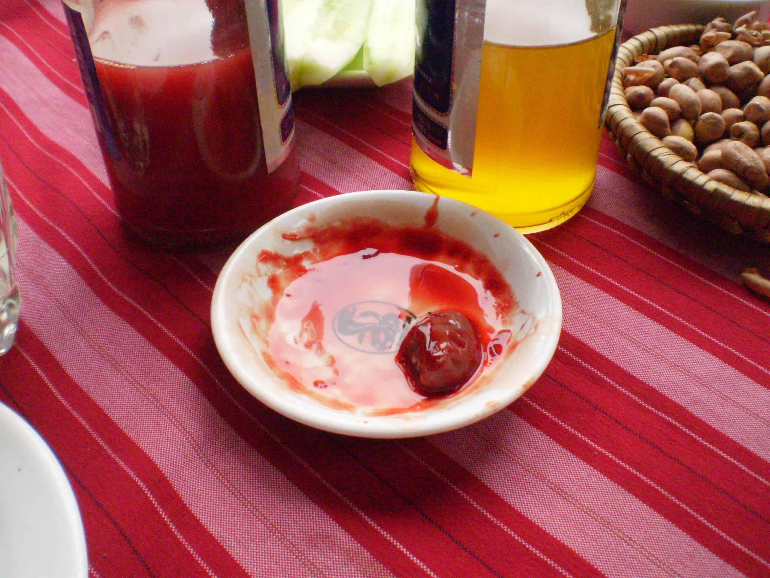Cobra Heart vietnam, 11 Weird and Unique Foods to Try in Asia