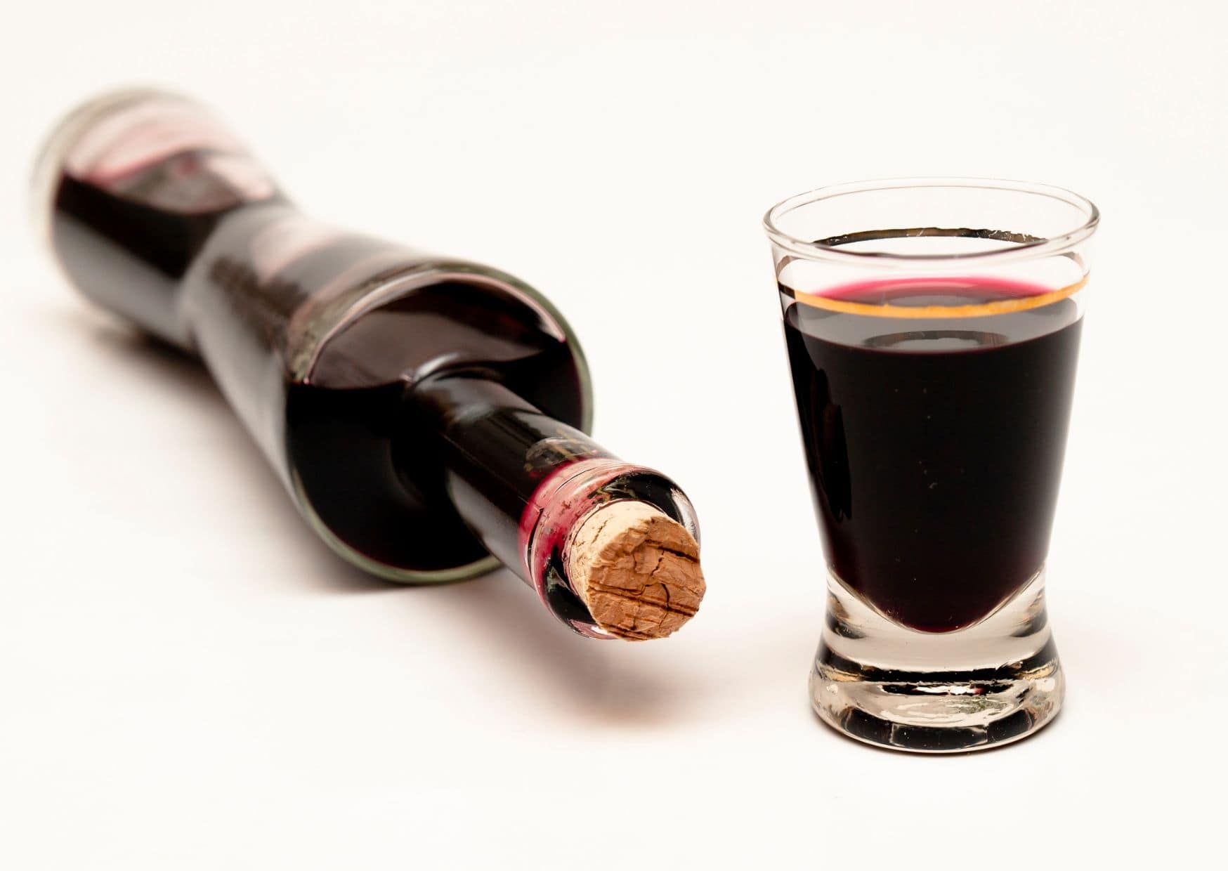 Why Ginjinha Is Portugal’s Most Addictive Little Drink: How To Make Portuguese Ginjinha With Cherries, Sugar, And A Little Patience 1 How to Make Ginjinha Portuguese Sour Cherry Liqueur (Recipe Guide)