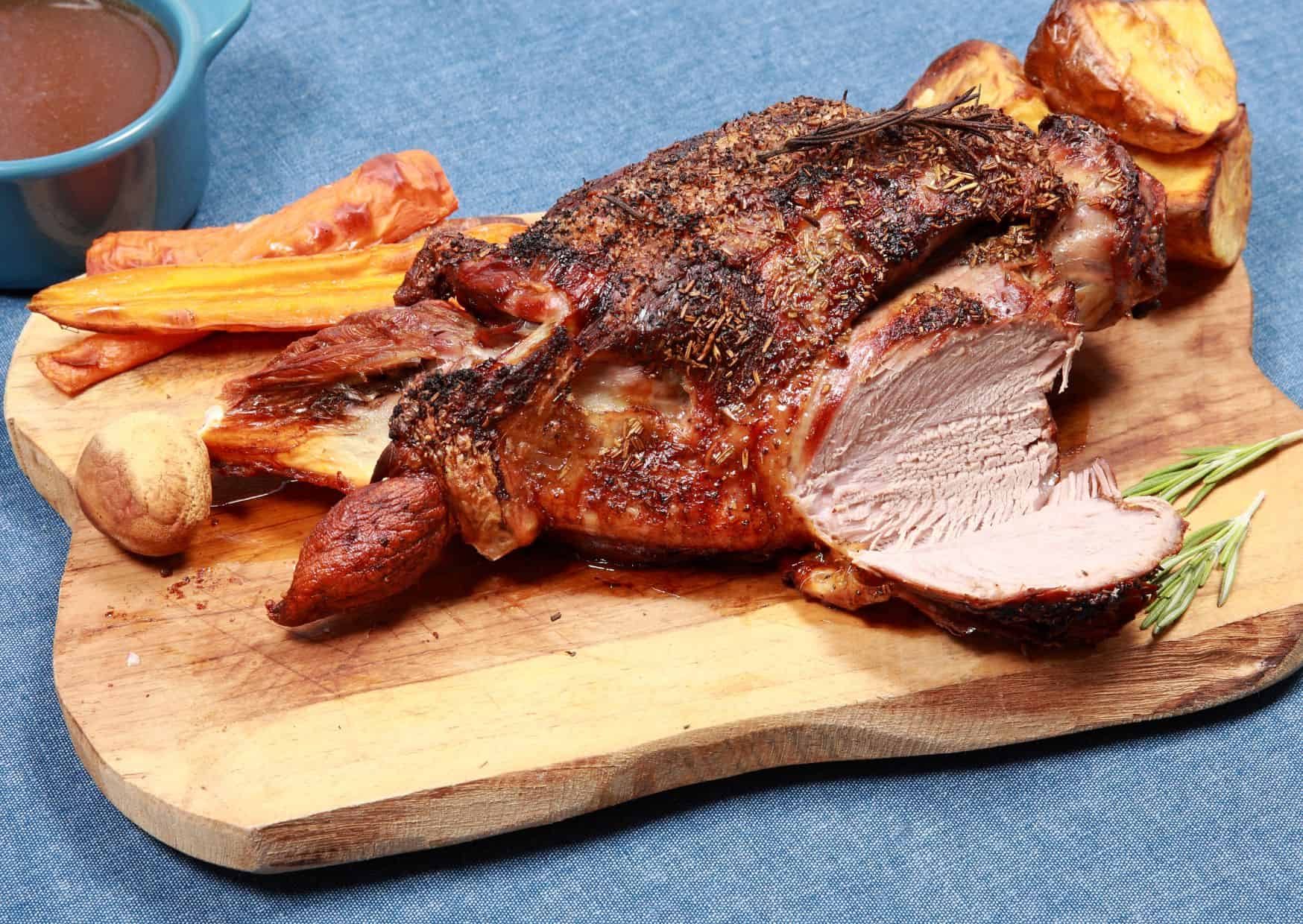How To Make Homemade Abbacchio al Forno Roast Lamb (Recipe Guide)