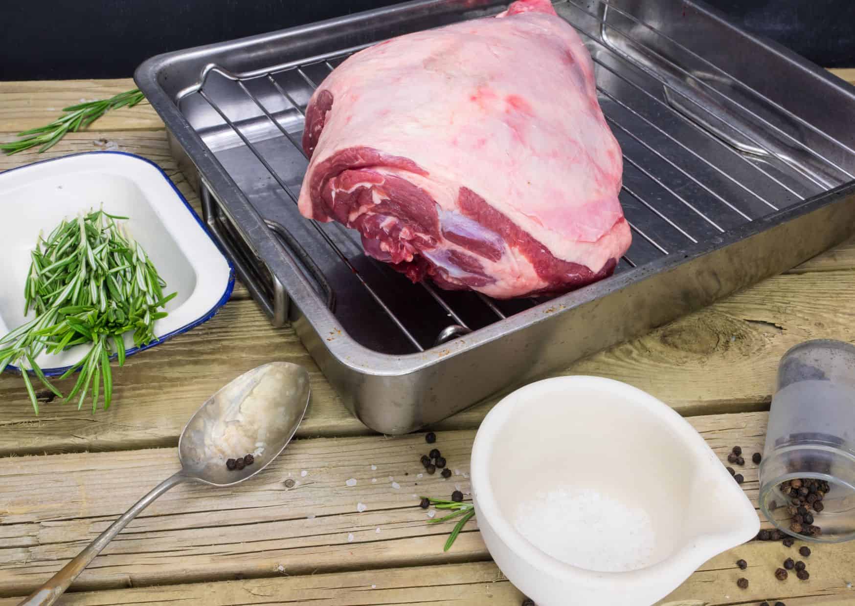 How To Make Homemade Abbacchio al Forno Roast Lamb (Recipe Guide)
