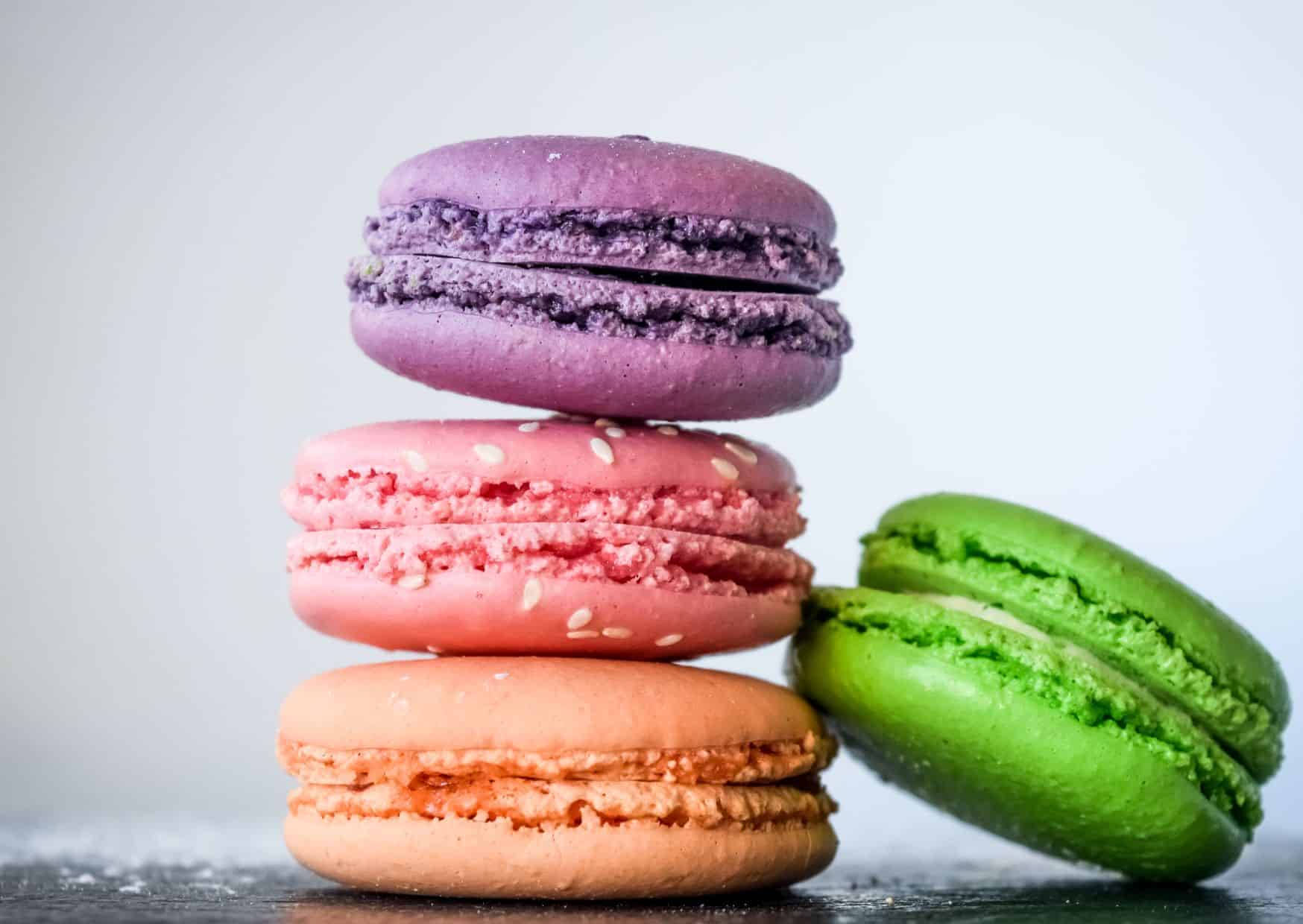 This French Macaron Recipe Will Make You Feel Like A Parisian Baker 1 How To Make French Macaroons (Recipe Guide)