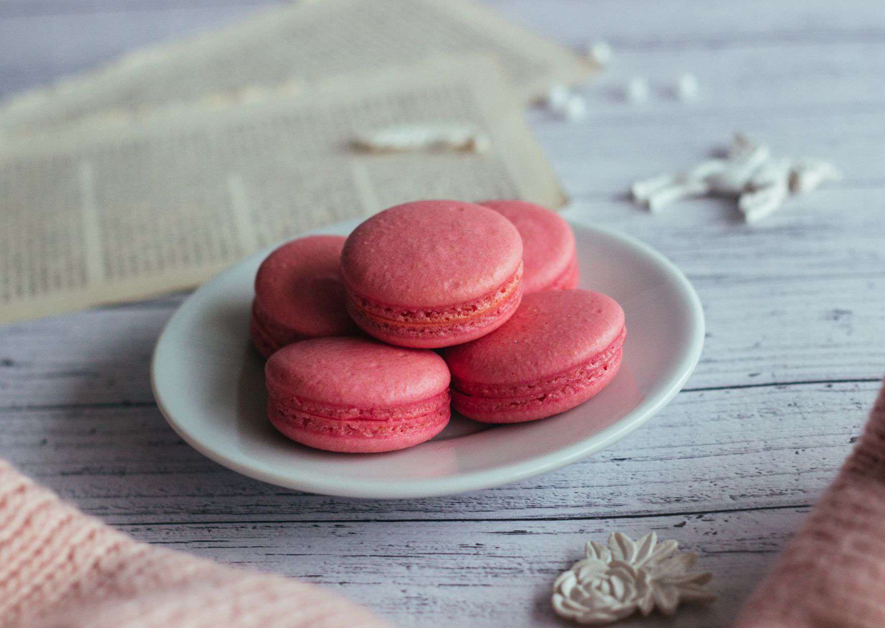 This French Macaron Recipe Will Make You Feel Like A Parisian Baker 5 How To Make French Macaroons (Recipe Guide)