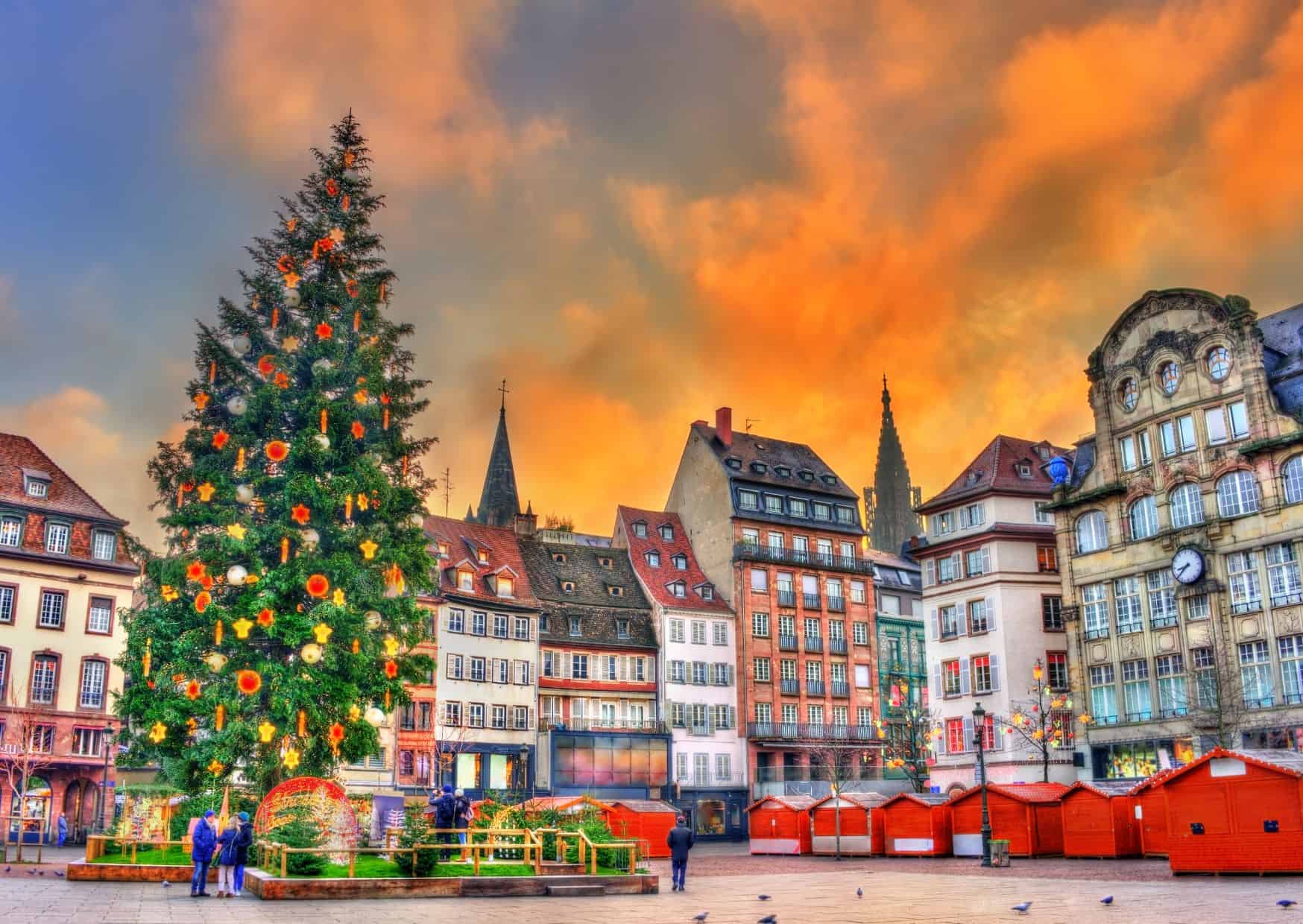 10 Bucket List Christmas Destinations Around the World 4 10 Bucket List Christmas Destinations Around the World
