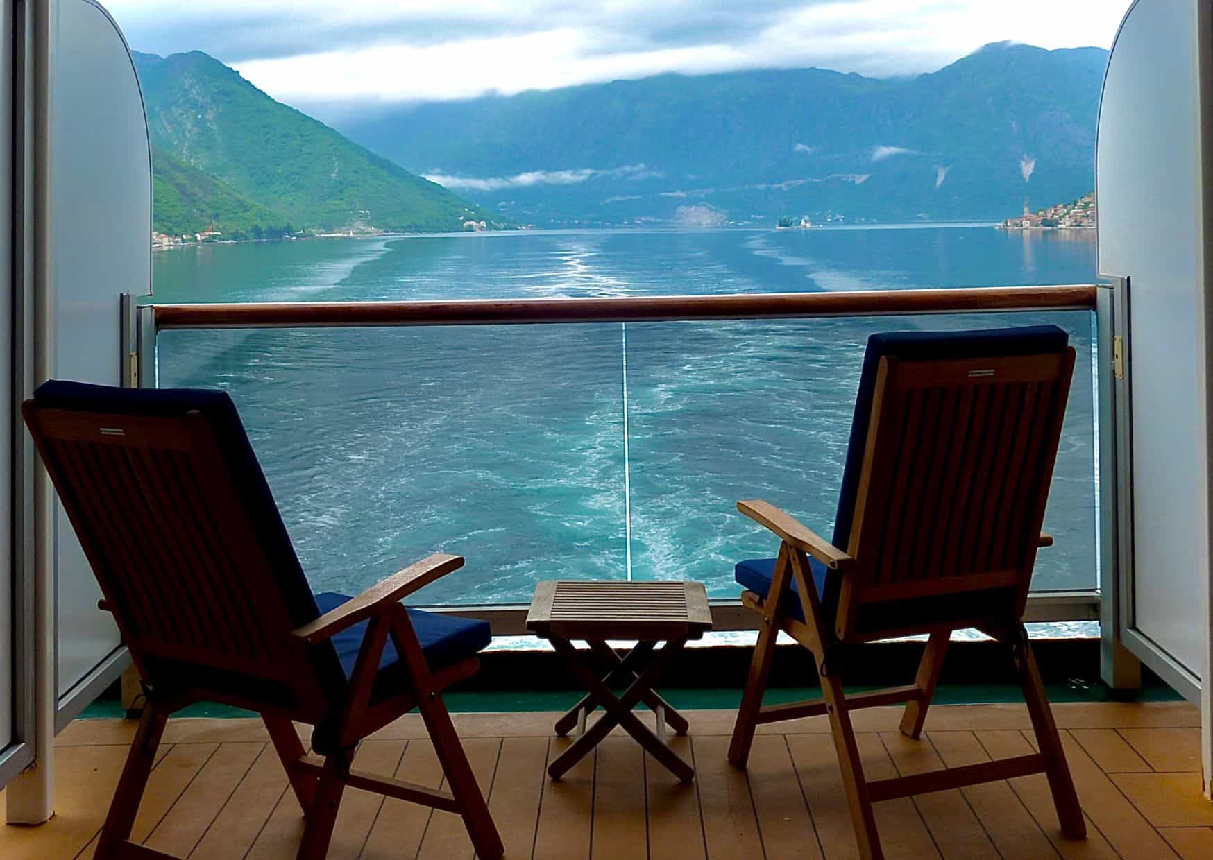 10 Mistakes to Avoid When Booking a Cruise and How to Avoid Them 4 10 Mistakes to Avoid When Booking a Cruise and How to Avoid Them