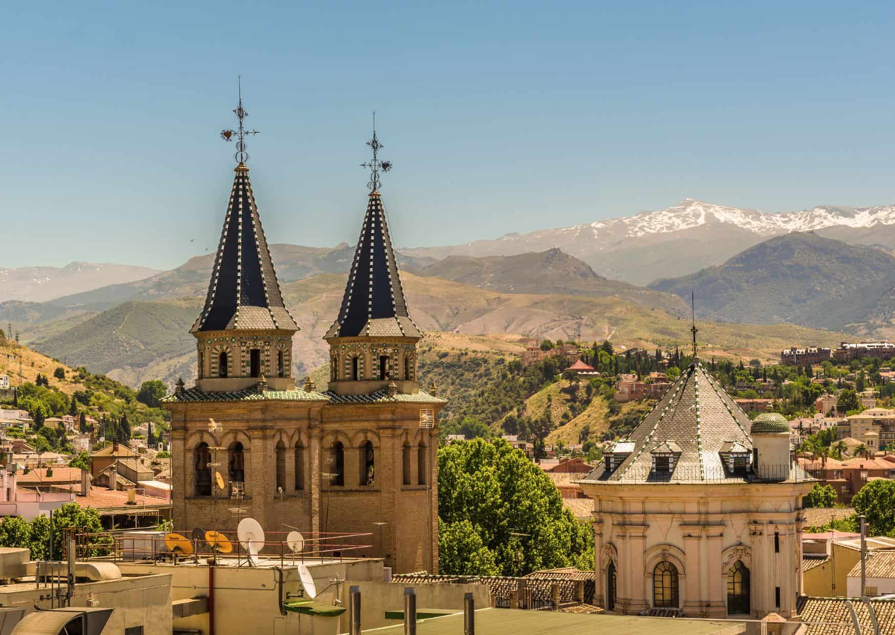 Most Popular Places To Visit In Spain: Best Things to Know Before Visiting Granada Spain 4 Most Popular Places To Visit In Spain: Best Things to Know Before Visiting Granada Spain