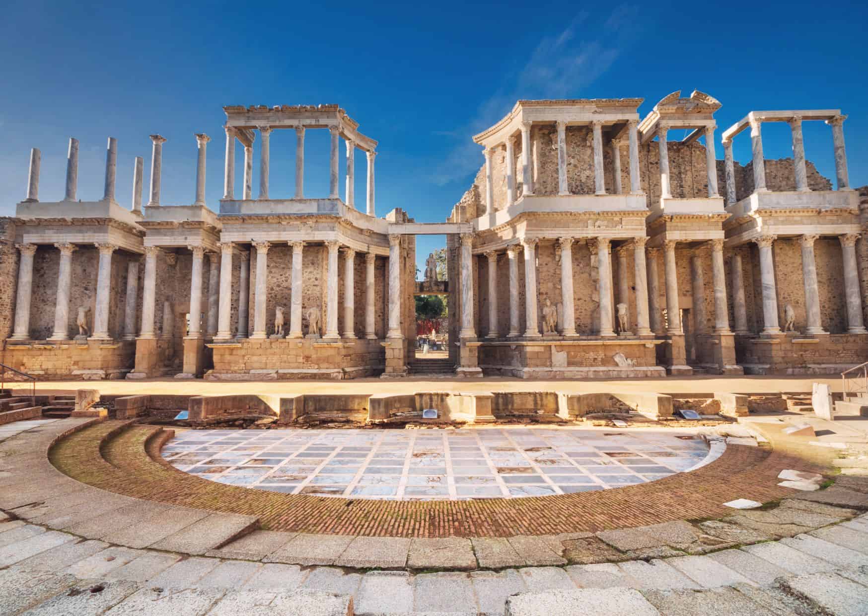12 Best Places to Visit Along the Spain–Portugal Border You Can’t Miss 8 Traveling Between Spain and Portugal Border 12 Best Places to Visit