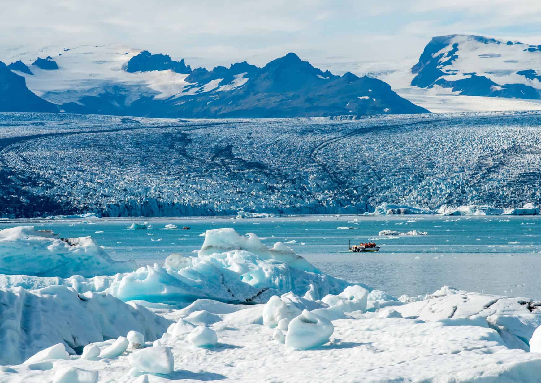 Don’t Do This in Iceland: 20 Tourist Mistakes That Instantly Mark You as Rude 11 Iceland 1