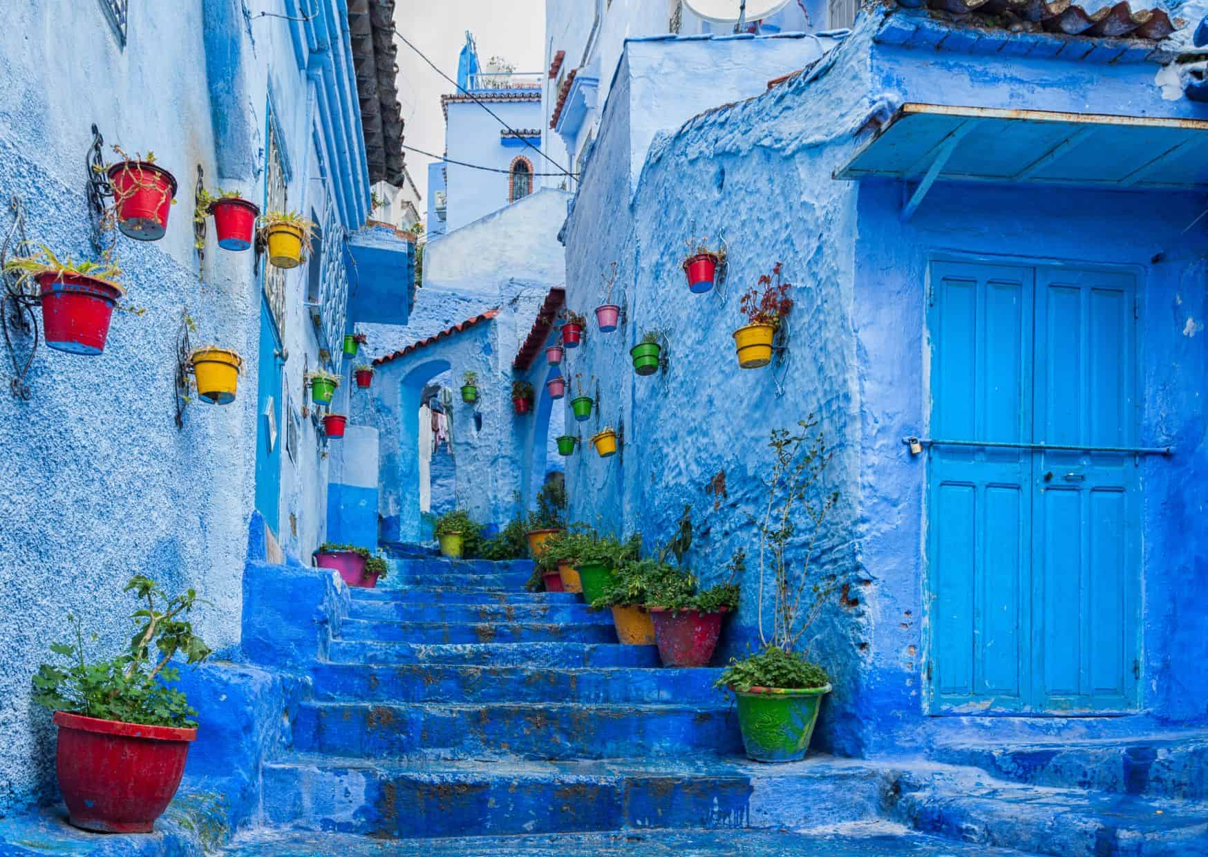 North Africa vs. South Africa: Which is Better for Travel and Food?, 21 Unspoken Rules of Moroccan Life That Tourists Often Don’t Understand, 15 Culture Shocks for Americans in Morocco