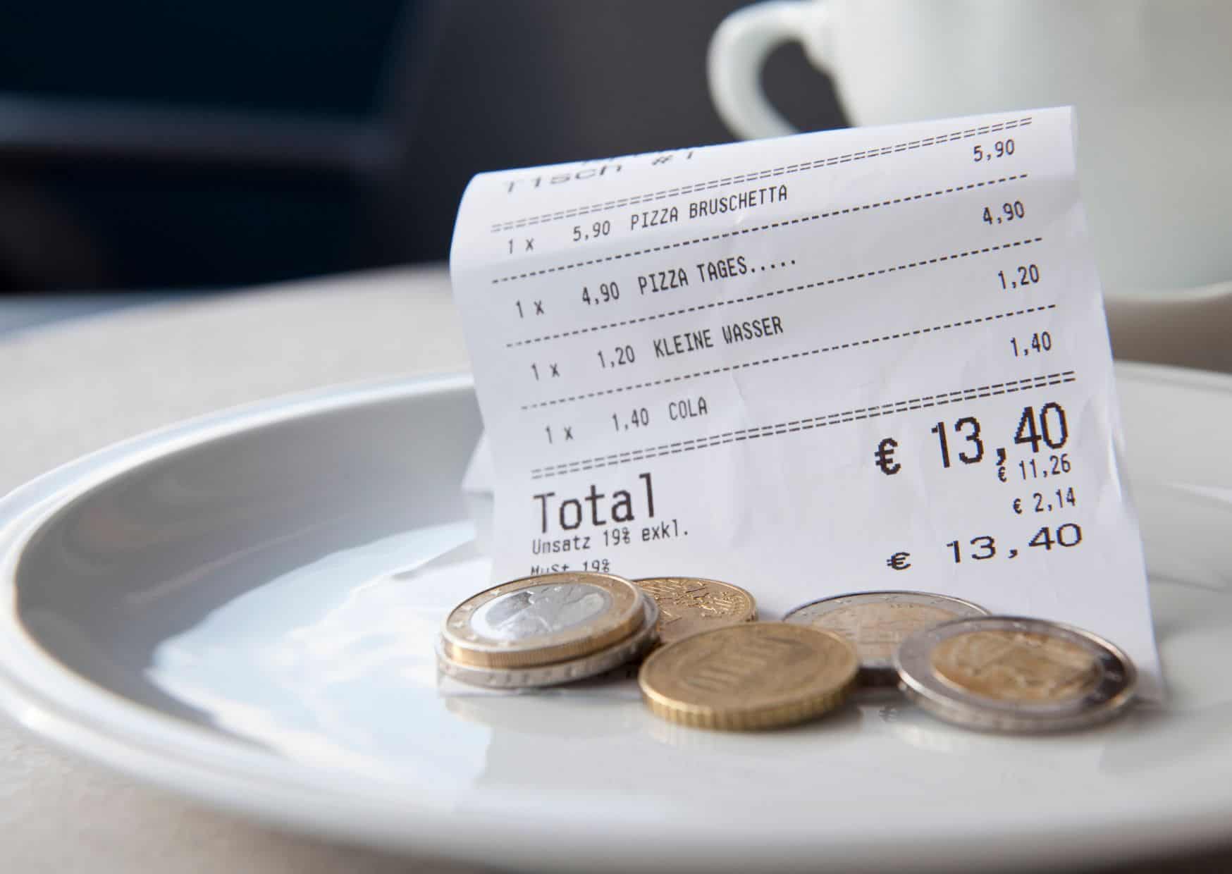 12 Culture Shocks Americans Experience When Visiting Portugal 5 Rules About Tipping in Spain: Travel Guide