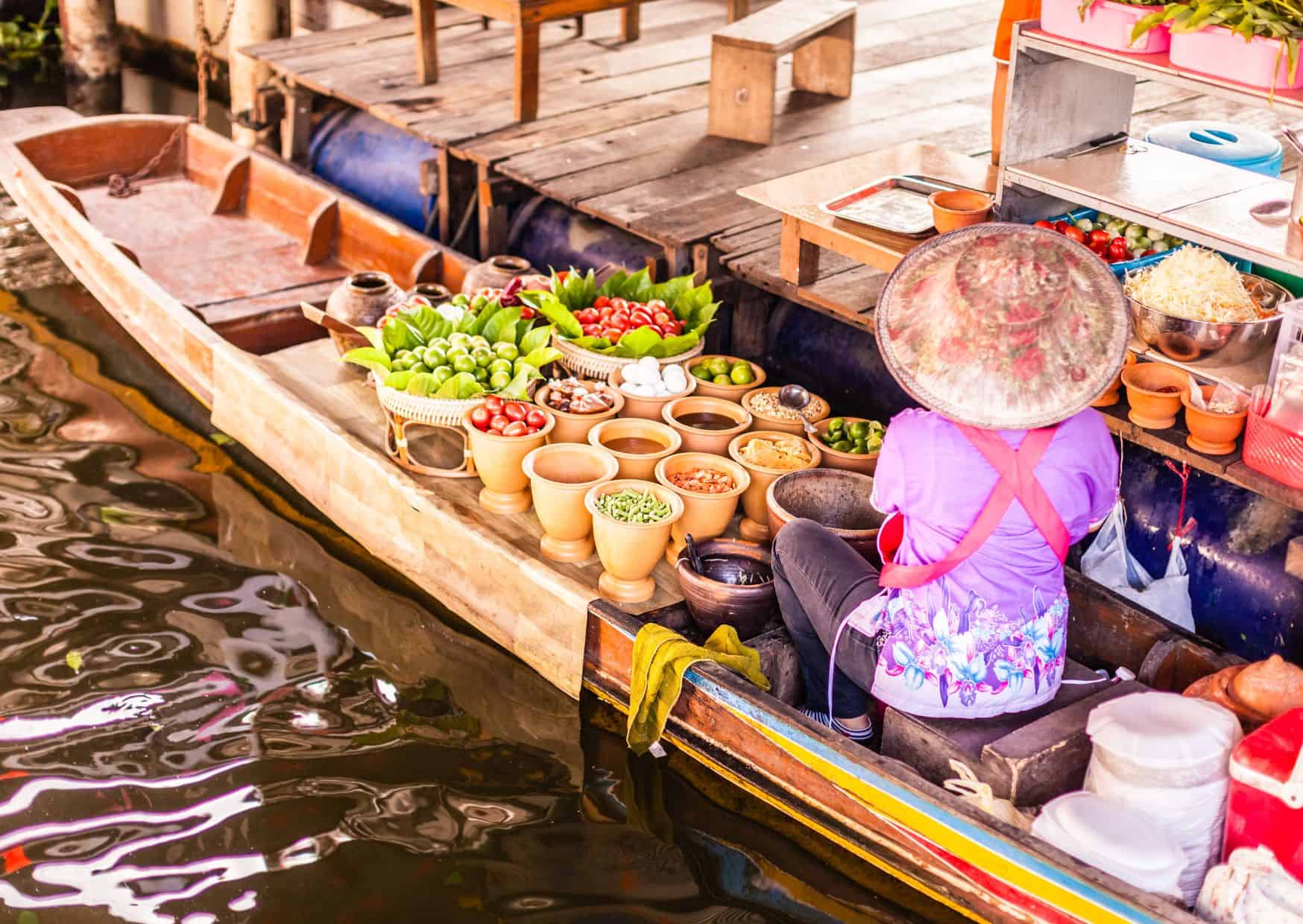 15 Things You Should Never Do in Thailand — If You Want to Avoid Major Culture Shock 7 Don't Do This in Thailand: 15 Things Not to Do in Thailand