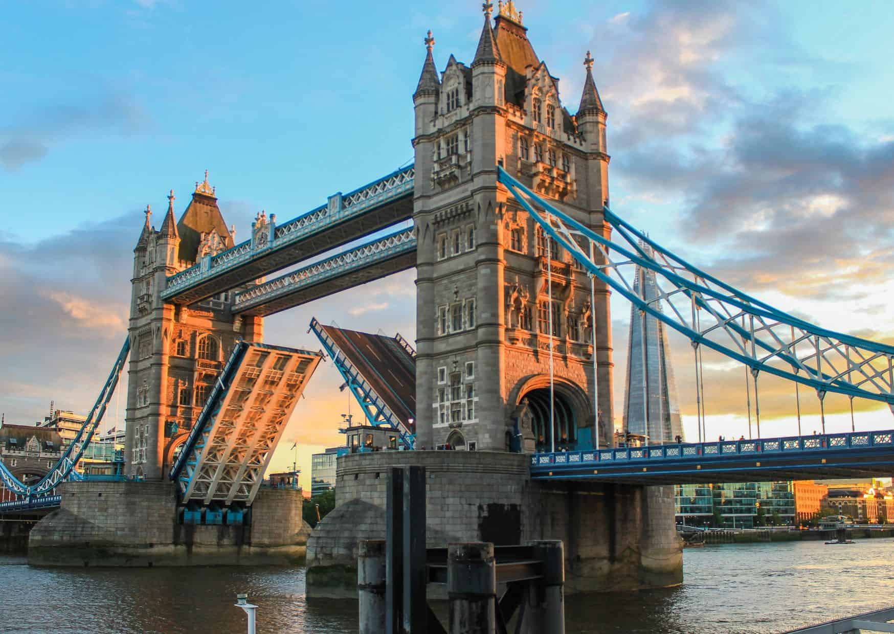 Why Italy Is The Only G7 Country Americans Should Consider For Retirement In 2026 7 Tower of London United Kingdom