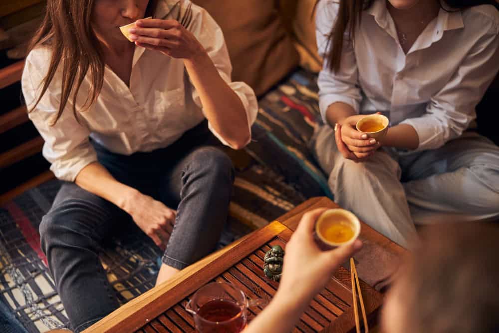 15 Ways Gen Z Europeans Live Differently And Why It Shocks American Teens 8 15 Unexpected Ways Gen Z Europeans Spend Their Time That Shock American Teens 6