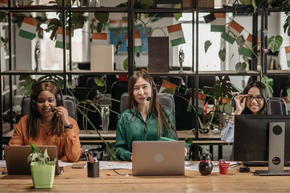 15 Ways Gen Z Europeans Live Differently And Why It Shocks American Teens 1 15 Unexpected Ways Gen Z Europeans Spend Their Time That Shock American Teens