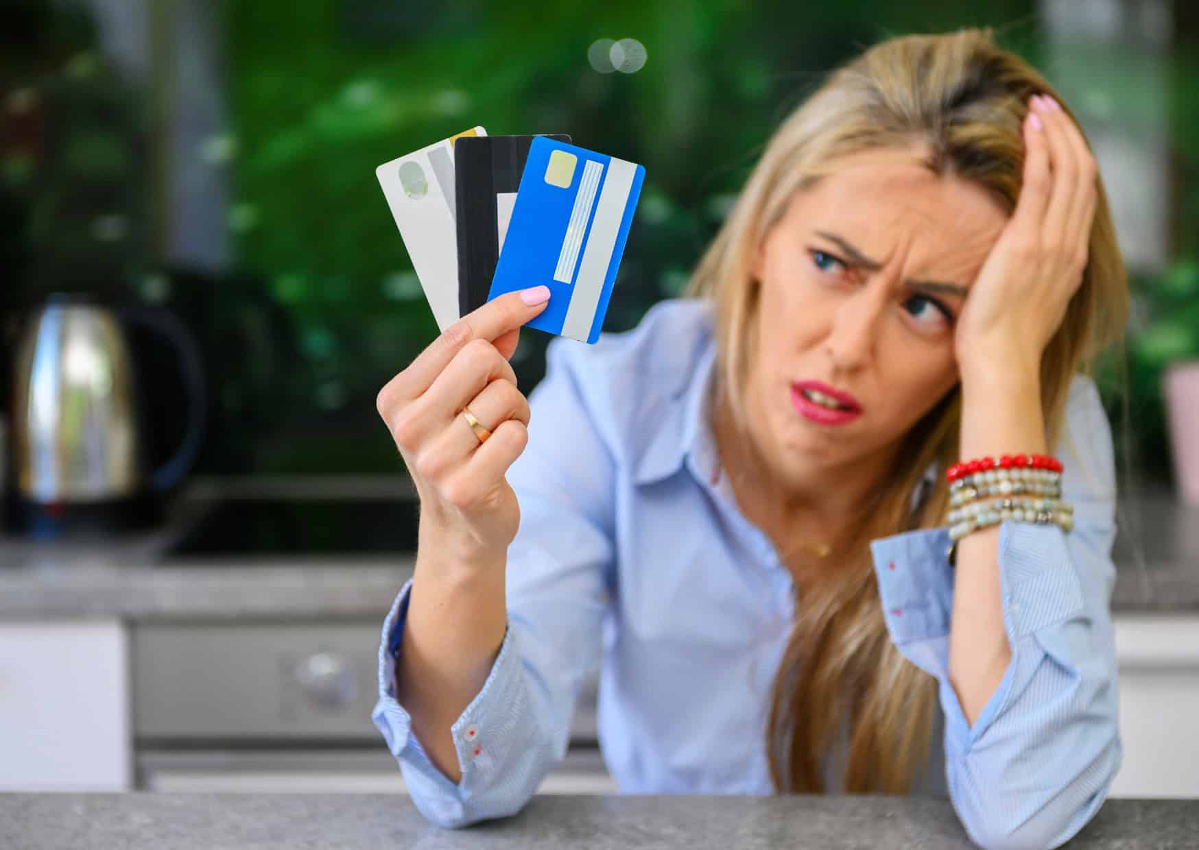15 Travel Mistakes Not to Do Before Your International Trip 2 7 Airport Nightmares That Ruin Overseas Trips 6