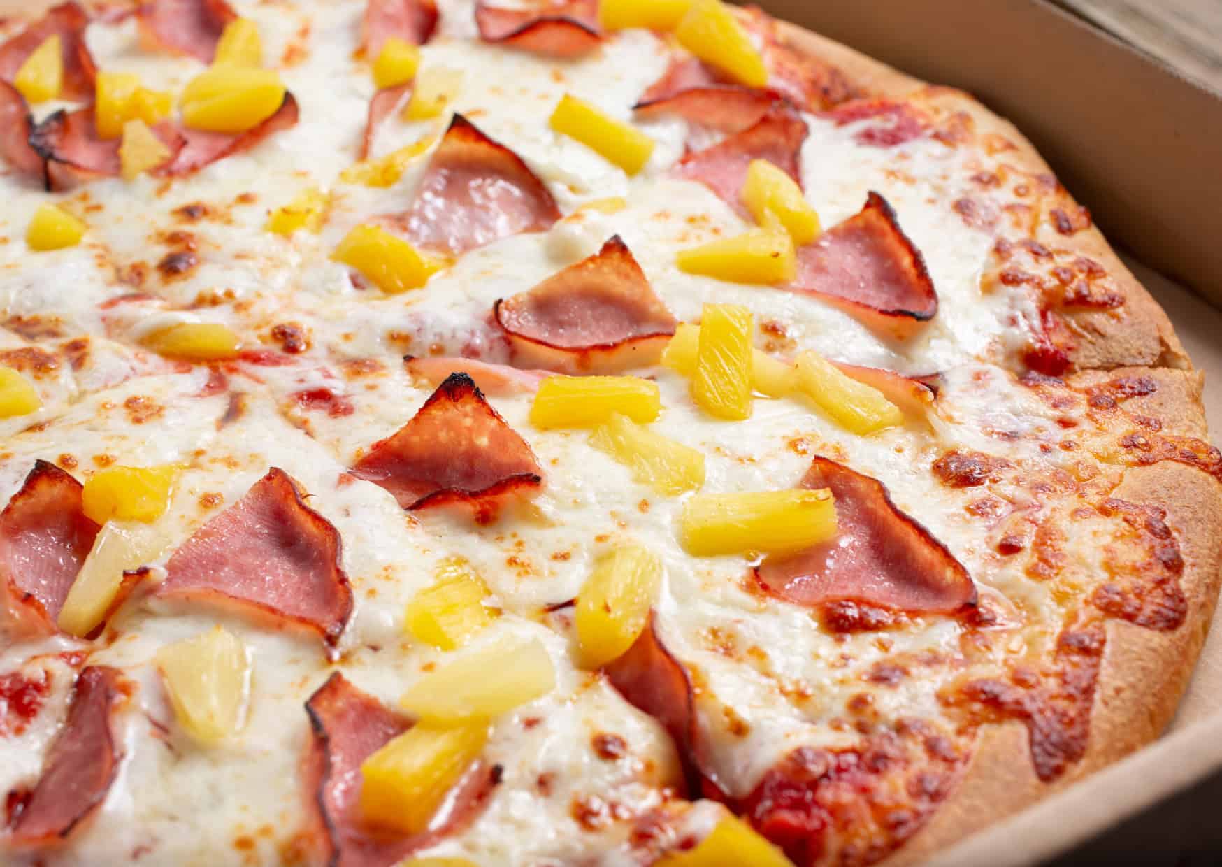What Americans Keep Getting Wrong About Pizza According to Italians 3 Pizza Myths Real vs. Fake Italian Pies 2