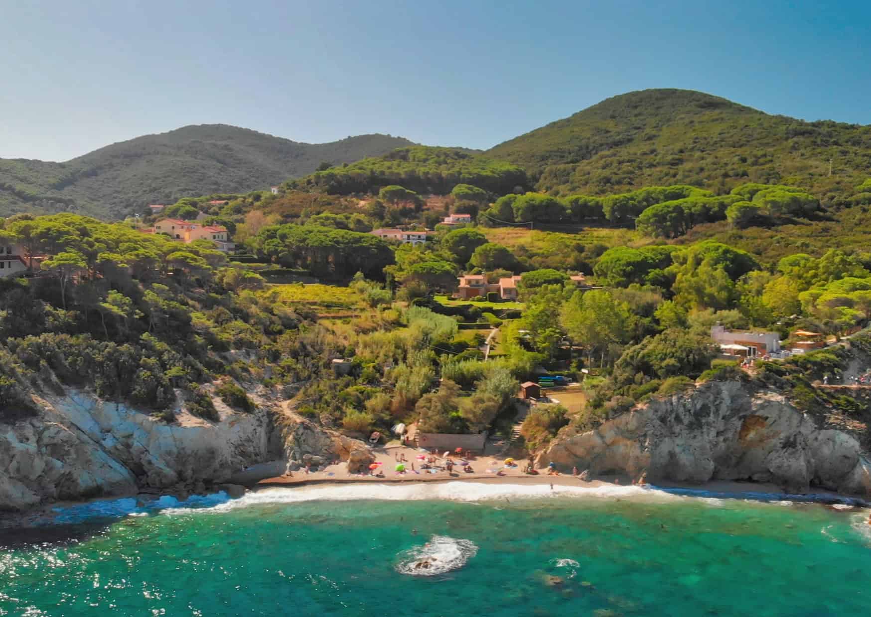 Spiaggia di Sansone Elba Island Italy 13 ‘Secret Offbeat European Beaches Youd Swear Are in the Caribbean