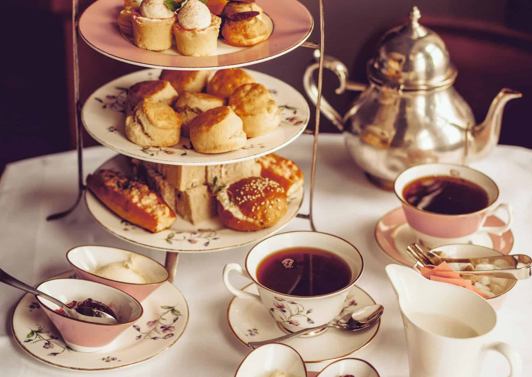 Don’t Do This in the UK: 20 Things Not to Do in the UK 4 UK 5
