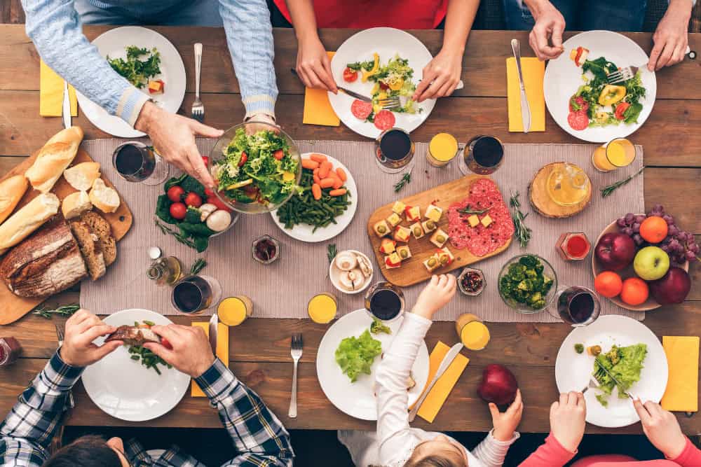 Why Europeans Stay Fit Without Dieting (And What We Can Learn) 2 Why Europeans Never ‘Diet—Yet Somehow Stay Healthier 4
