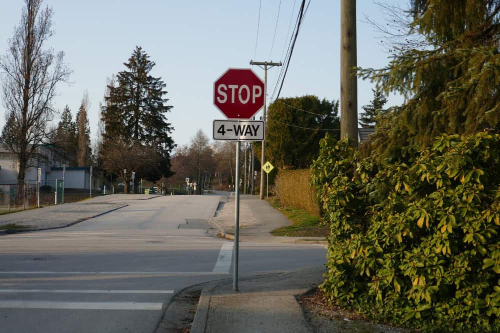 Why Europeans Never Turn Left at These 11 ‘Perfectly Fine’ American Intersections 4 Why Europeans Never Turn Left at These 11 ‘Perfectly Fine American Intersections 4