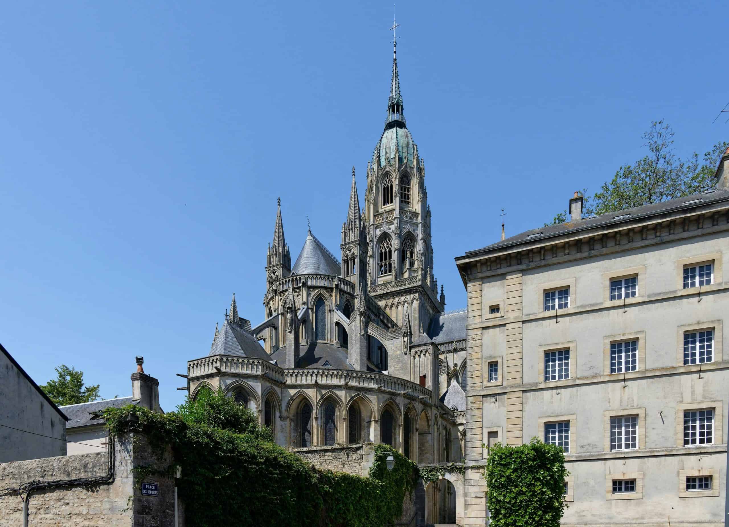 13 Most Beautiful Medieval Cities in France 11 pexels gu bra 11680150 18912310 scaled