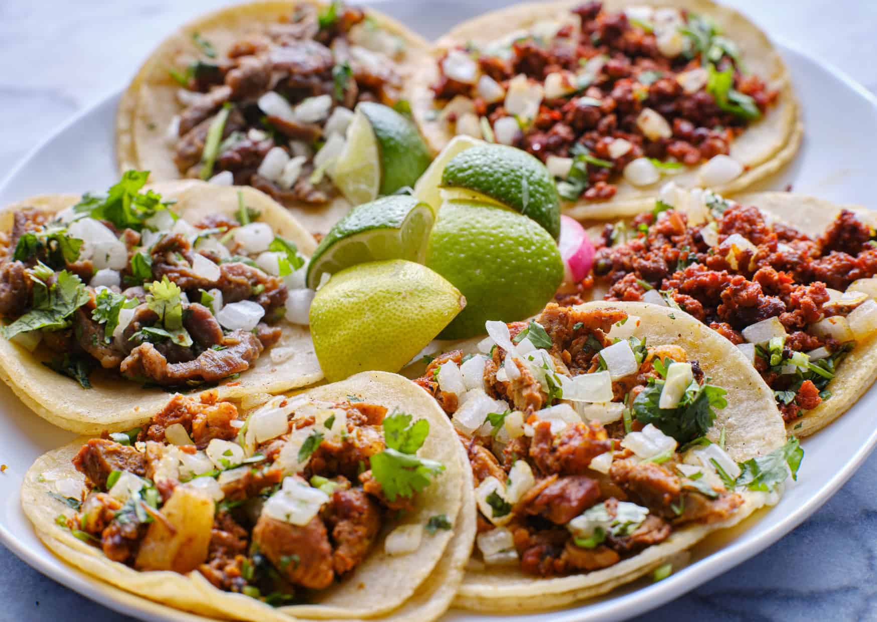7 Dining Shocks That Catch Americans Off Guard in Mexico 4