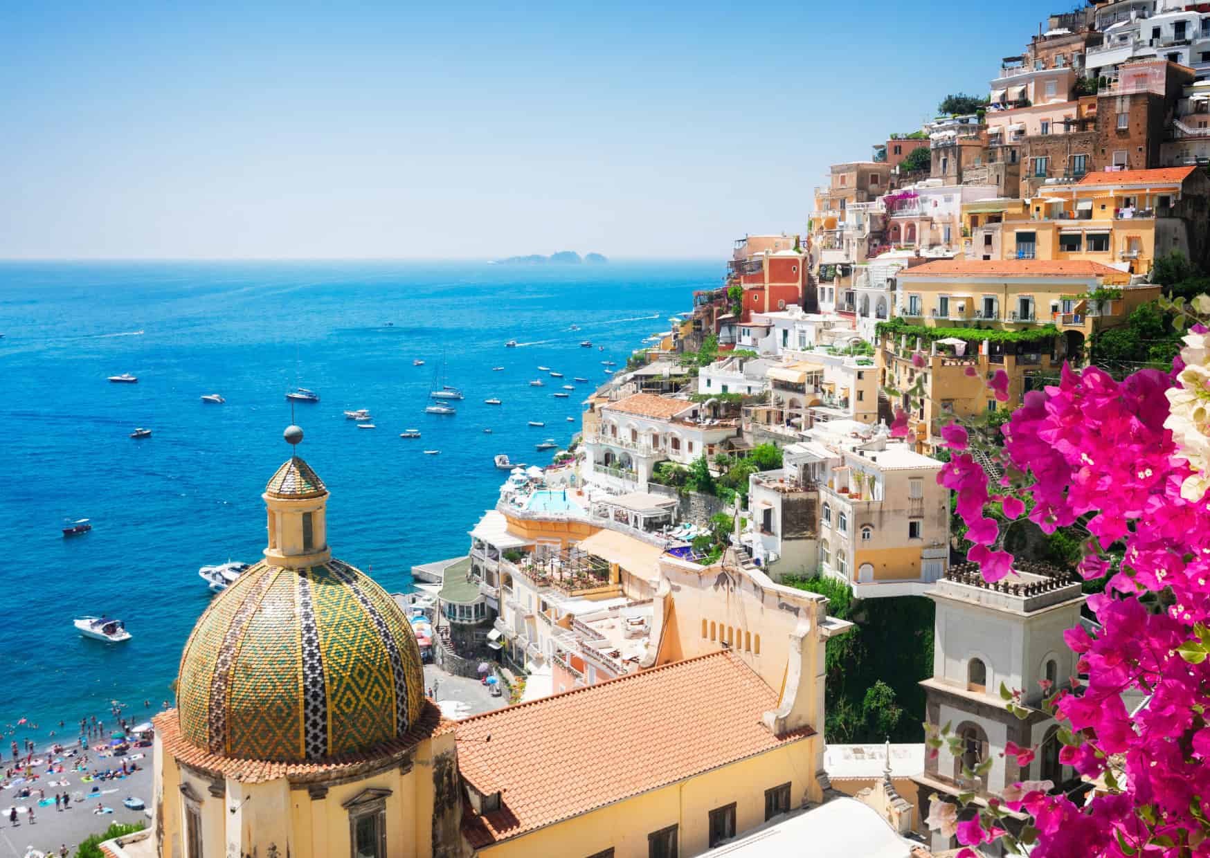 9 Tourist Traps Europeans Never Fall For (But Visitors Waste Money On Every Day) 1 9 Travel Deals That Europeans Avoid