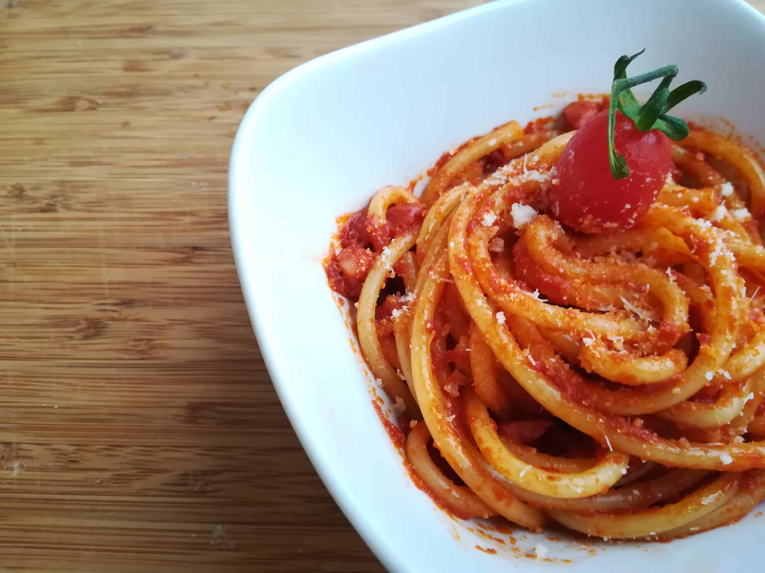 7 Pasta Sauces Italians Actually Eat And the One They Can’t Stand 2 Bucatini allamatriciana scaled
