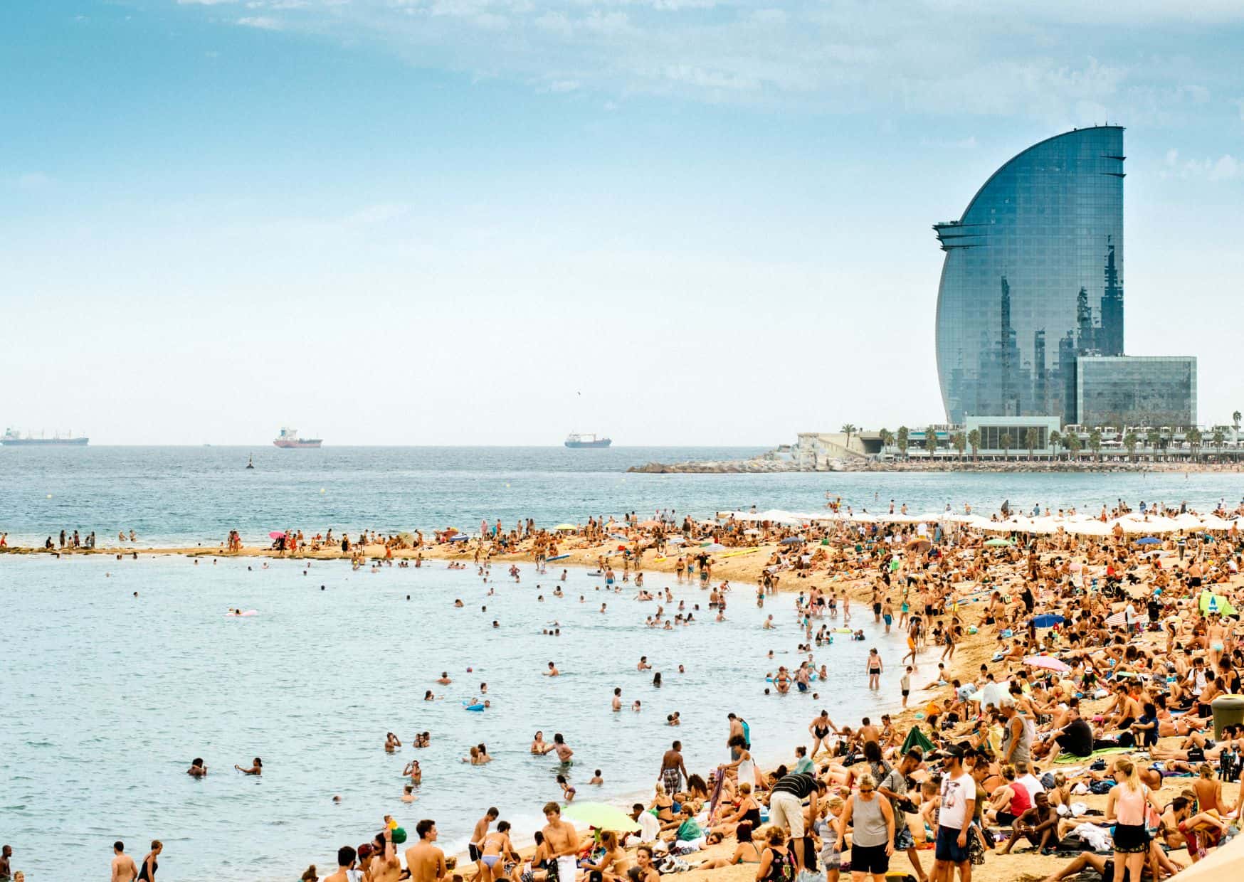 12 The Worst Cities for Tourists in Europe And Why Travelers Regret Going 4 12 Worst Cities for Tourists in Europe: Overrated, Overpriced And Overcrowded