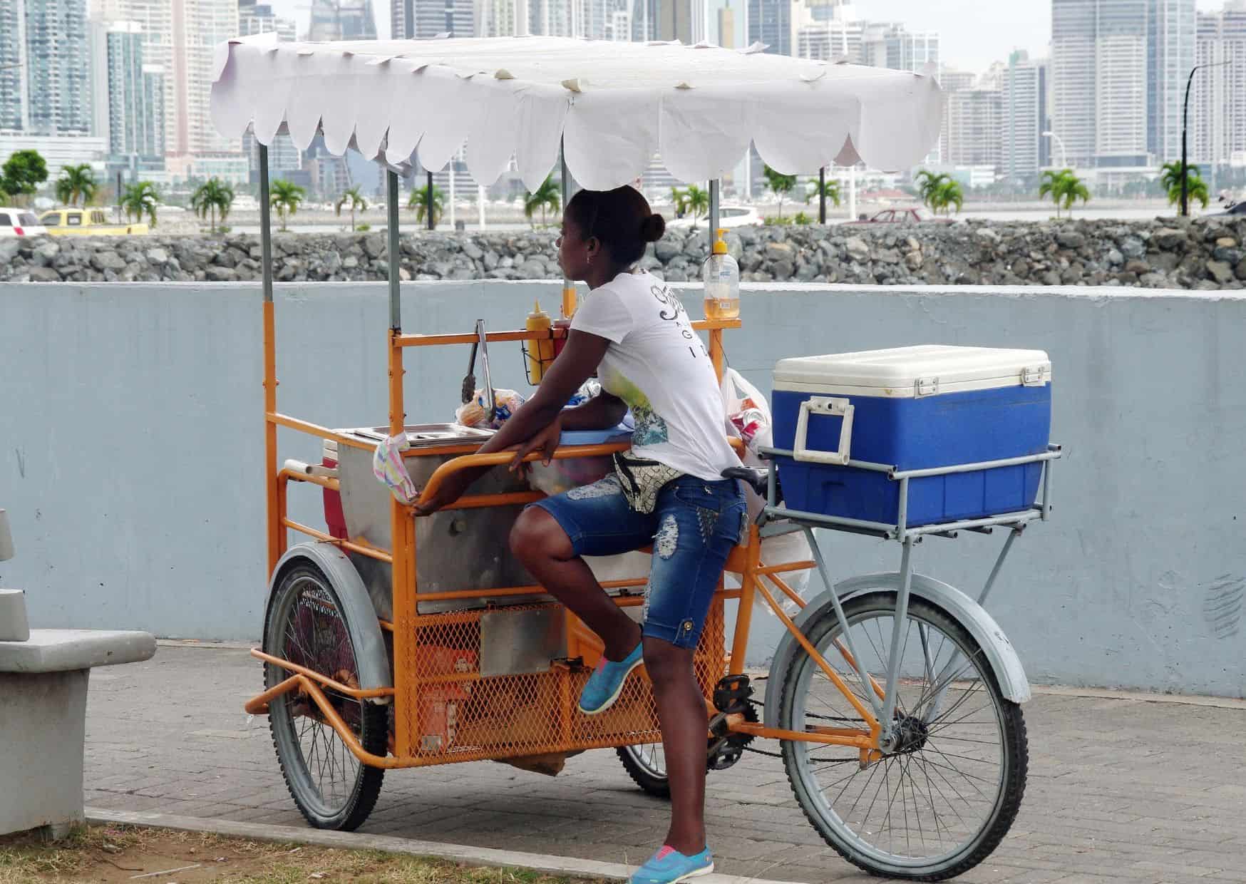 20 Unspoken Panamanian Rules Tourists Never Catch Until It’s Too Late 3 Love 13