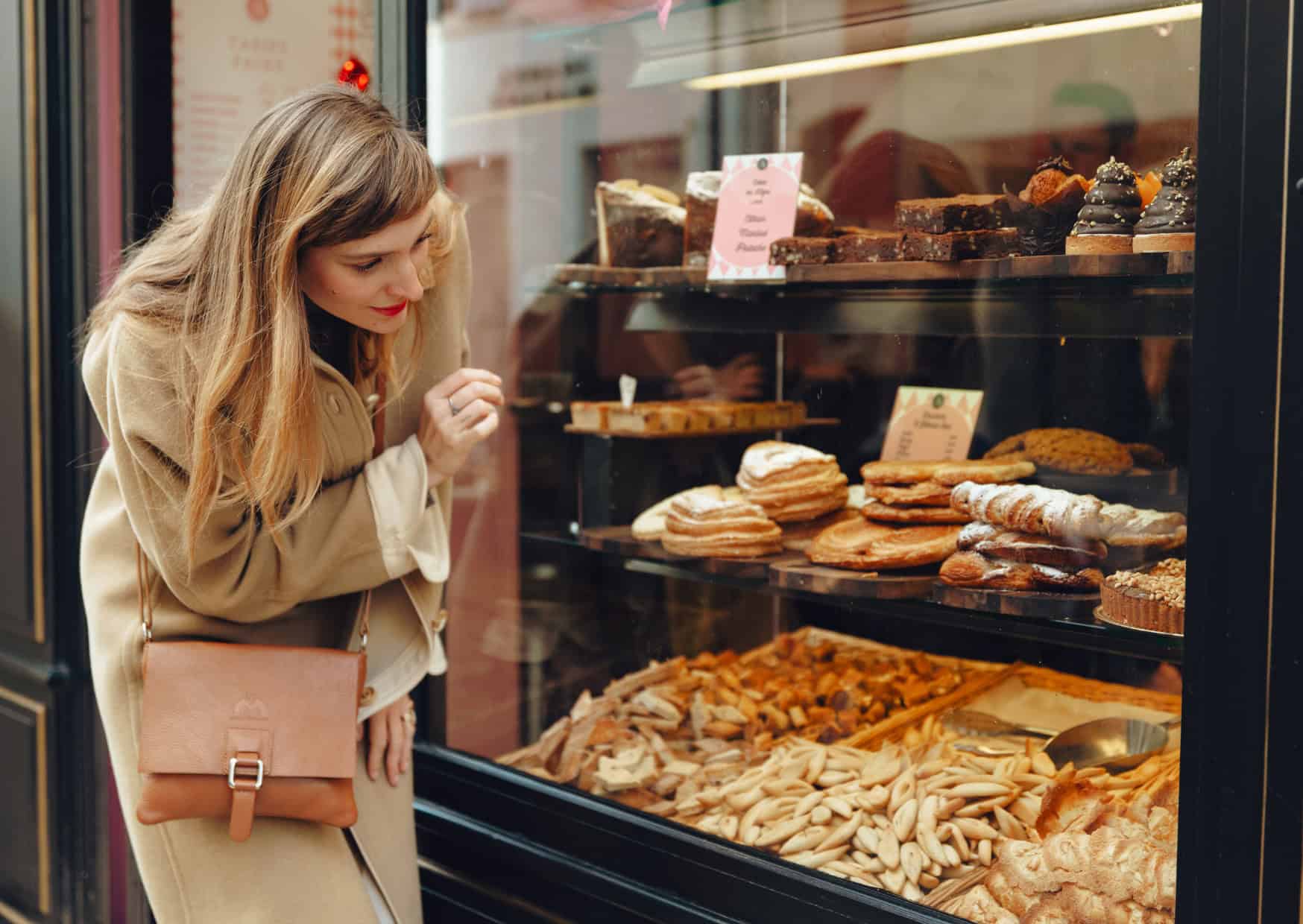 What No One Tells You About French Bakeries — Until You Embarrass Yourself 4 The Unspoken Rules of French Bakeries Tourists Never Know 3
