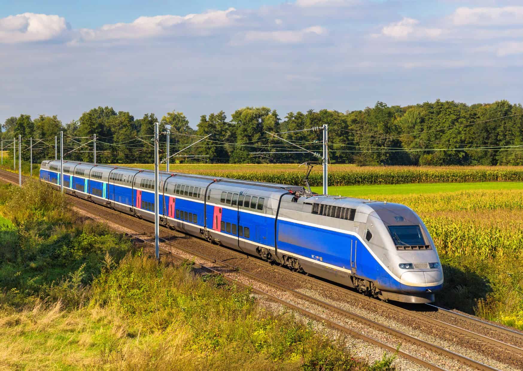 10 Genius Hacks for Booking Cheap Train Travel in Europe