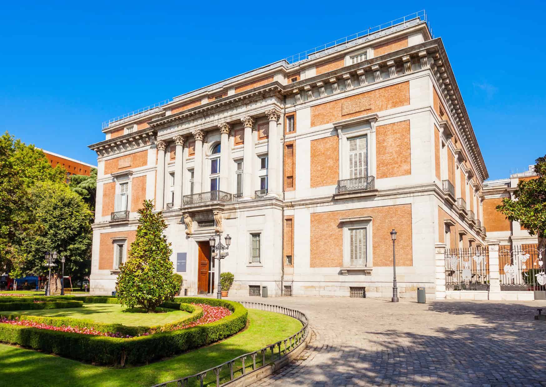 How I Lived in Spain for a Month on $1500 (Including Flights)—Is It Still Possible in 2025? 5 How I Lived in Spain for a Month on 1500 5