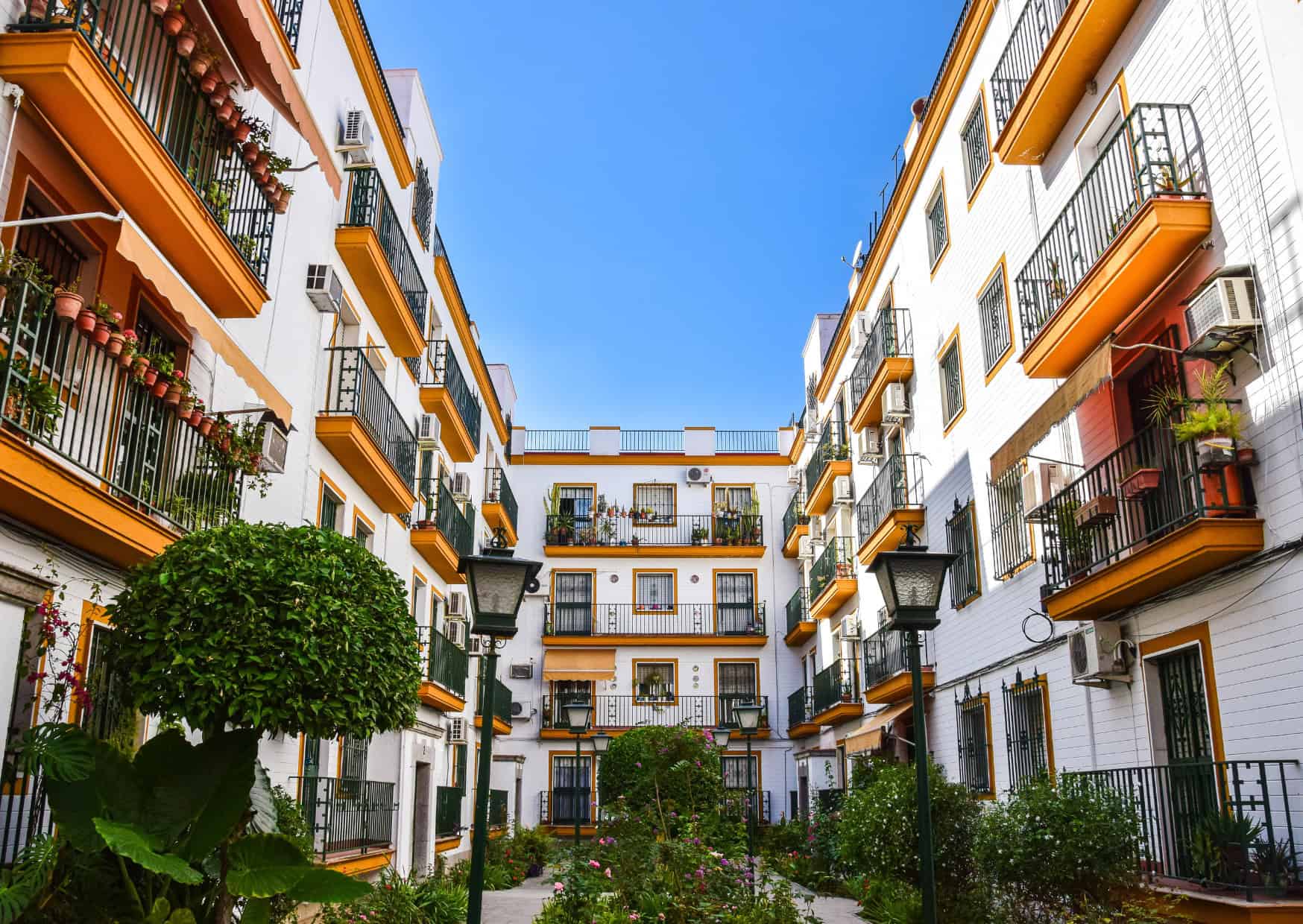 Why Europeans Say No to Air Conditioning Even When It’s 100°F Outside: 9 Reasons Europeans Refuse To Use Air Conditioning Even During Heatwaves 4 Reasons Europeans Refuse To Use Air Conditioning 7