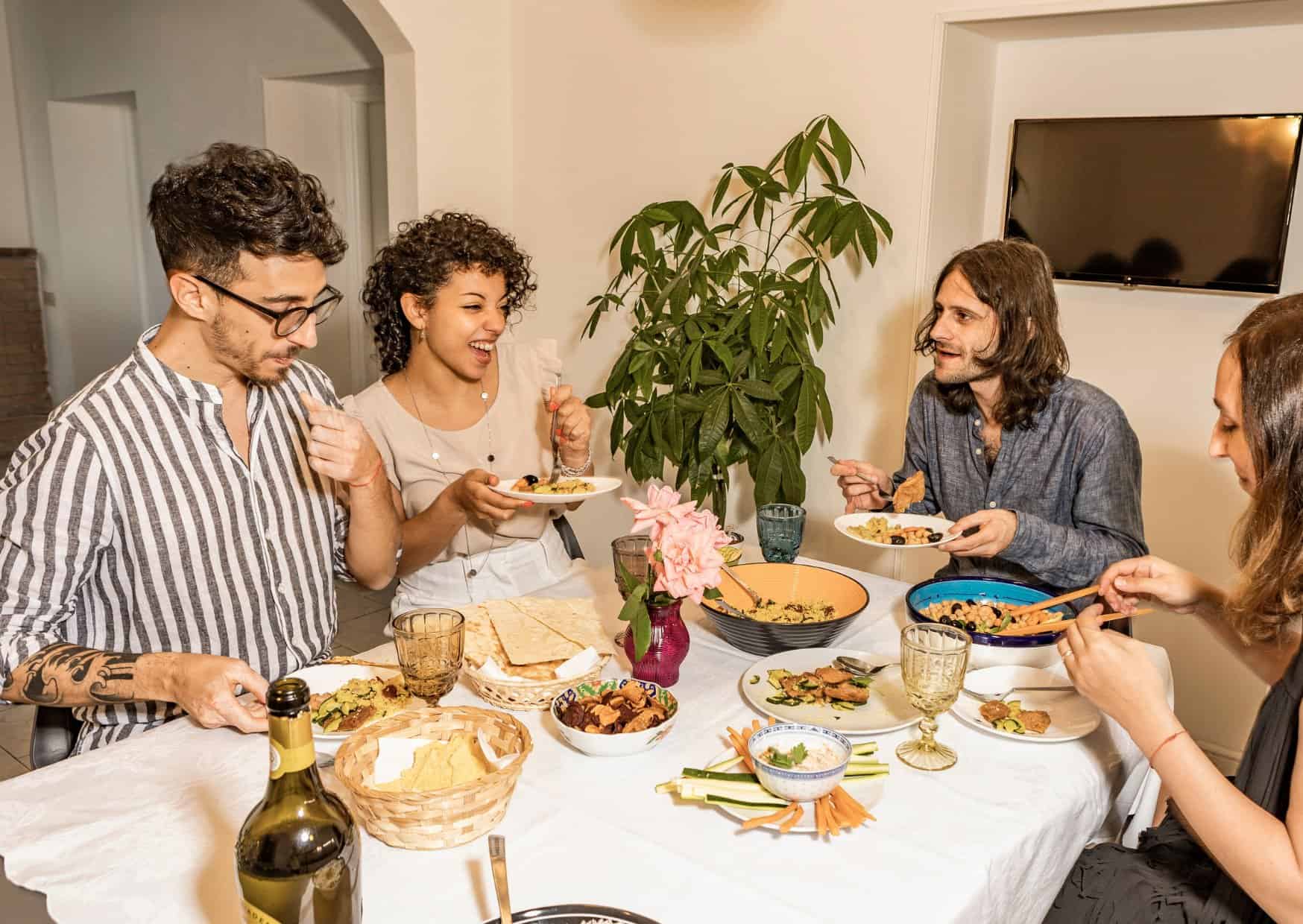 I Watched Spanish Families Have Dinner for a Week and Can’t Believe What I Saw 7 Spanish Families Have Dinner for a Week 6